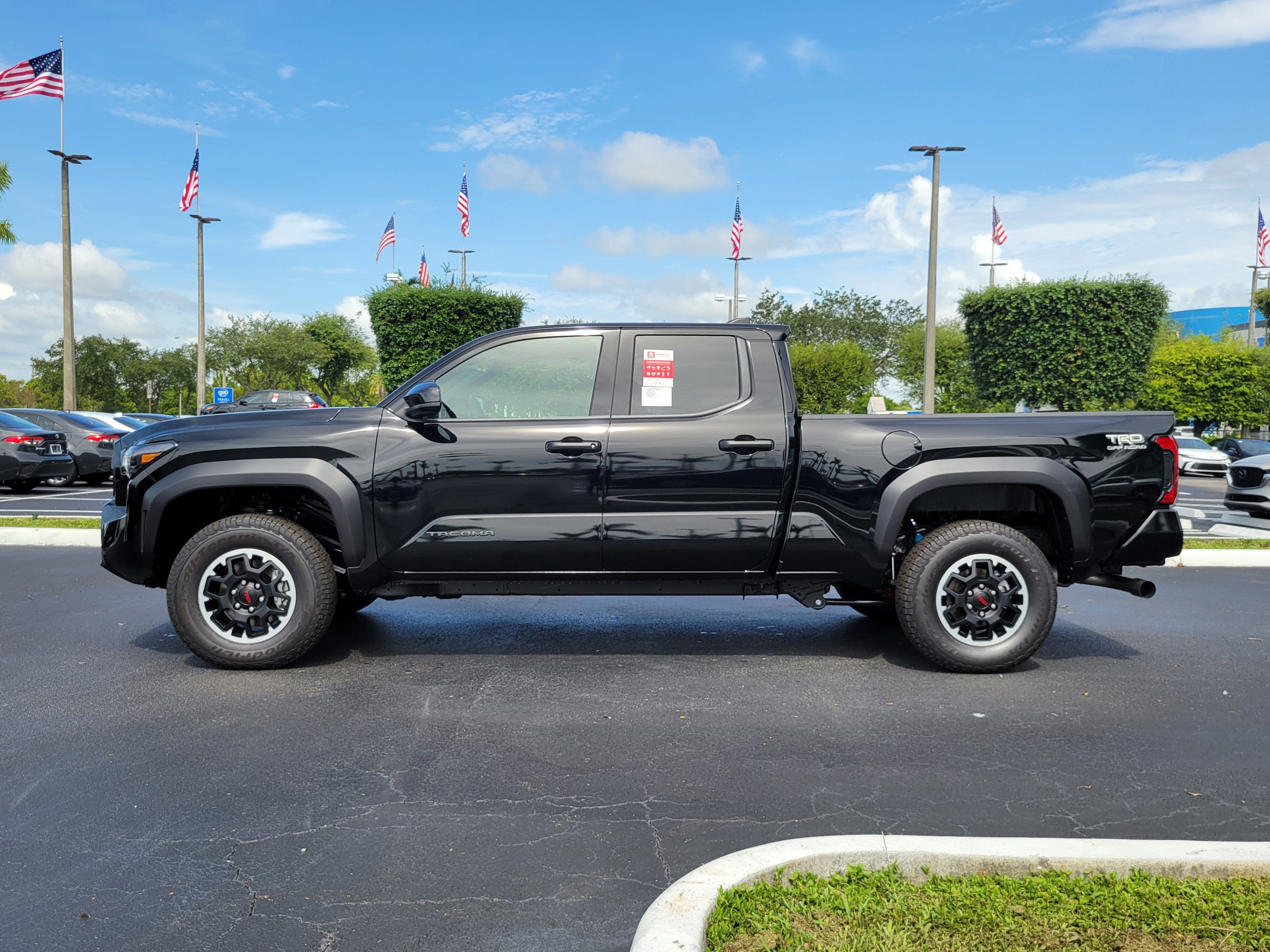 2025 Toyota Tacoma TRD Off-Road
