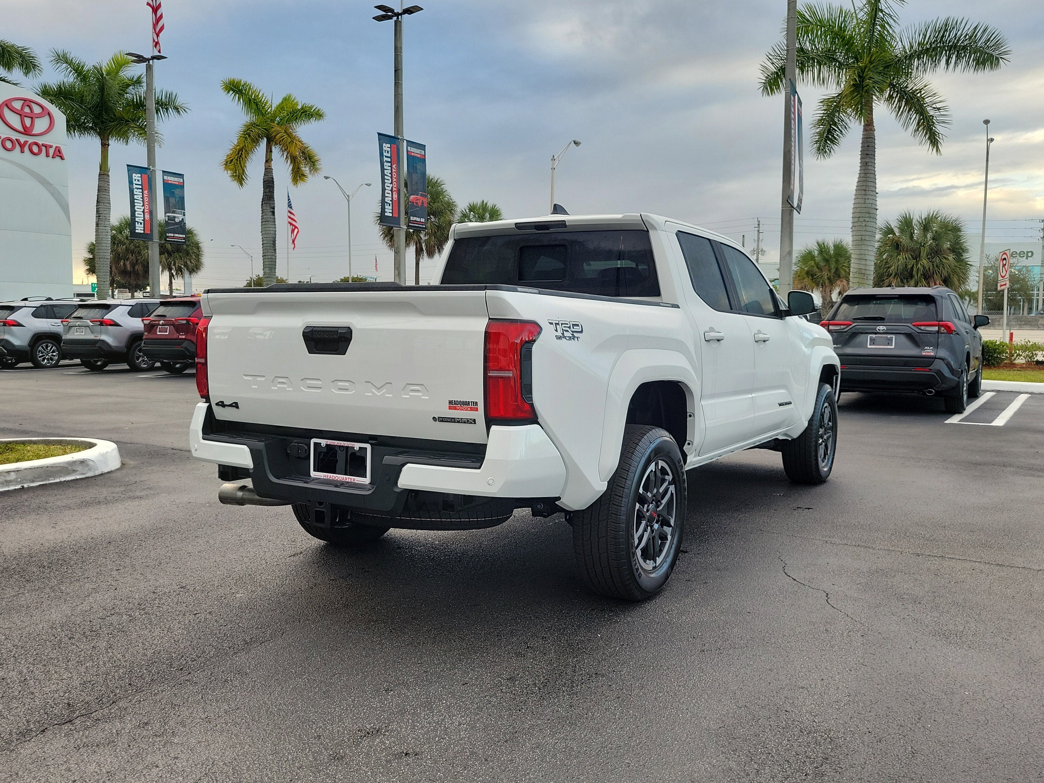 2026 Toyota Tacoma i-FORCE MAX TRD Sport i-FORCE MAX