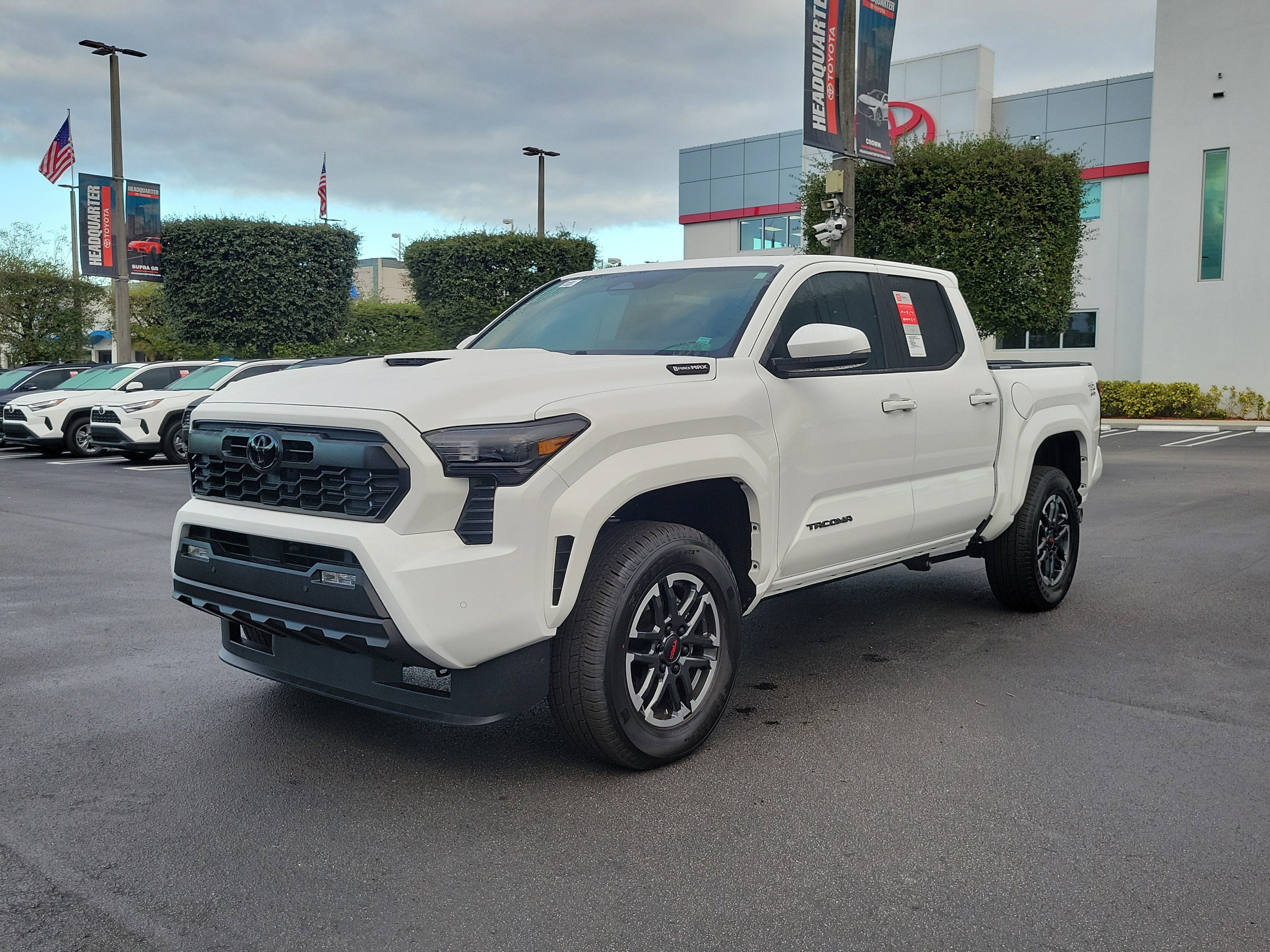 2026 Toyota Tacoma i-FORCE MAX TRD Sport i-FORCE MAX