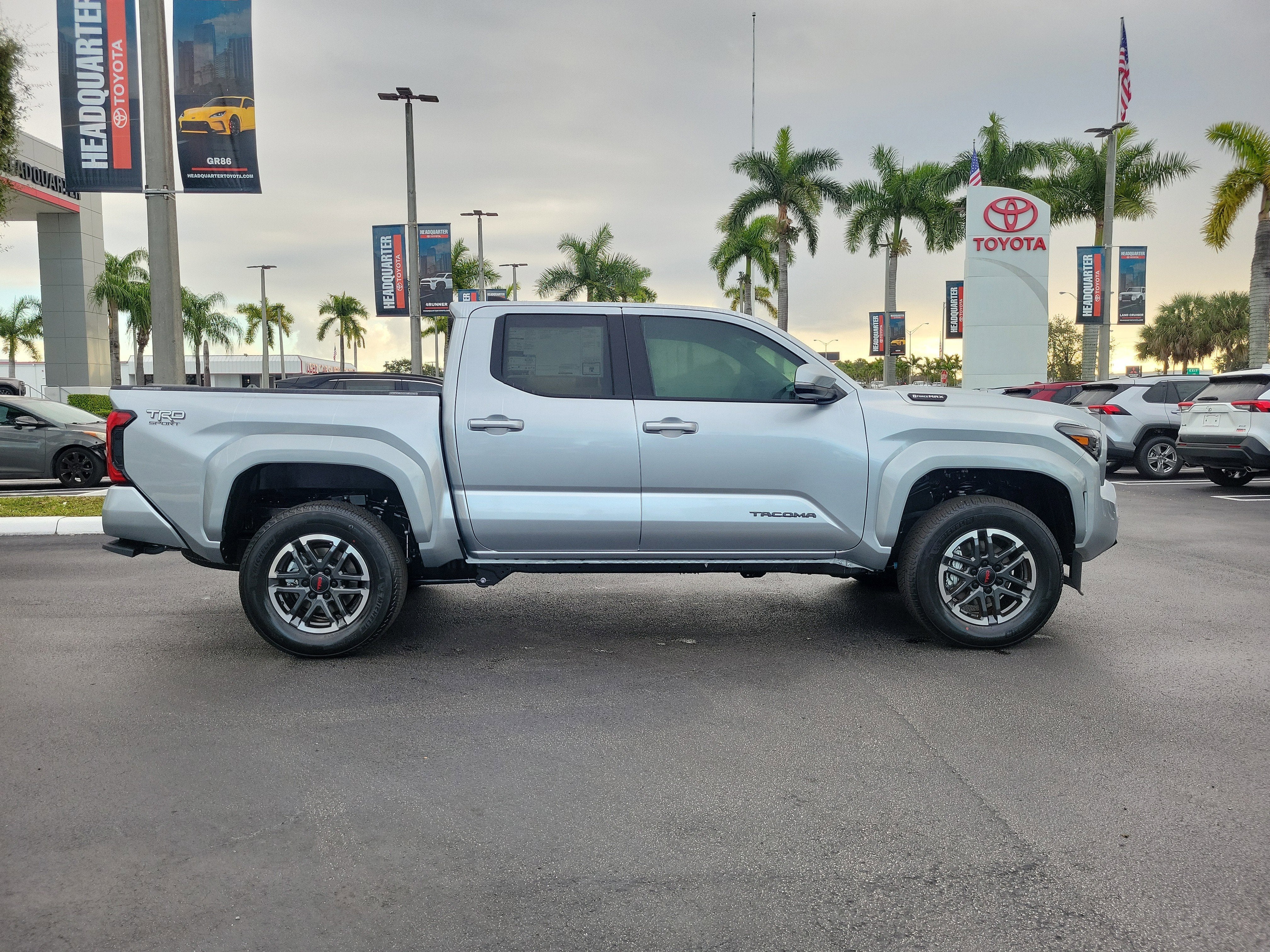 2026 Toyota Tacoma i-FORCE MAX TRD Sport i-FORCE MAX