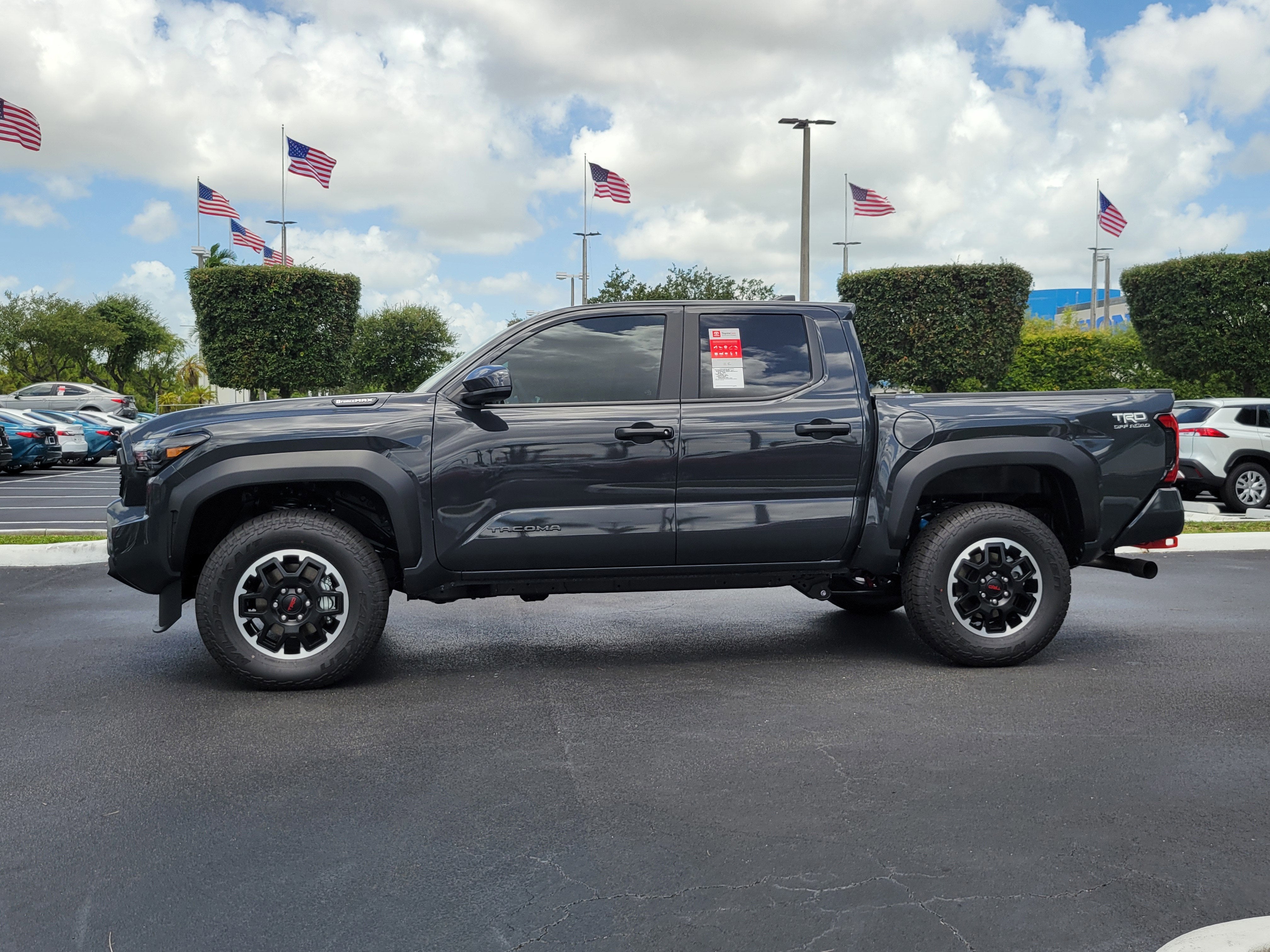 2026 Toyota Tacoma i-FORCE MAX TRD Off-Road i-FORCE MAX