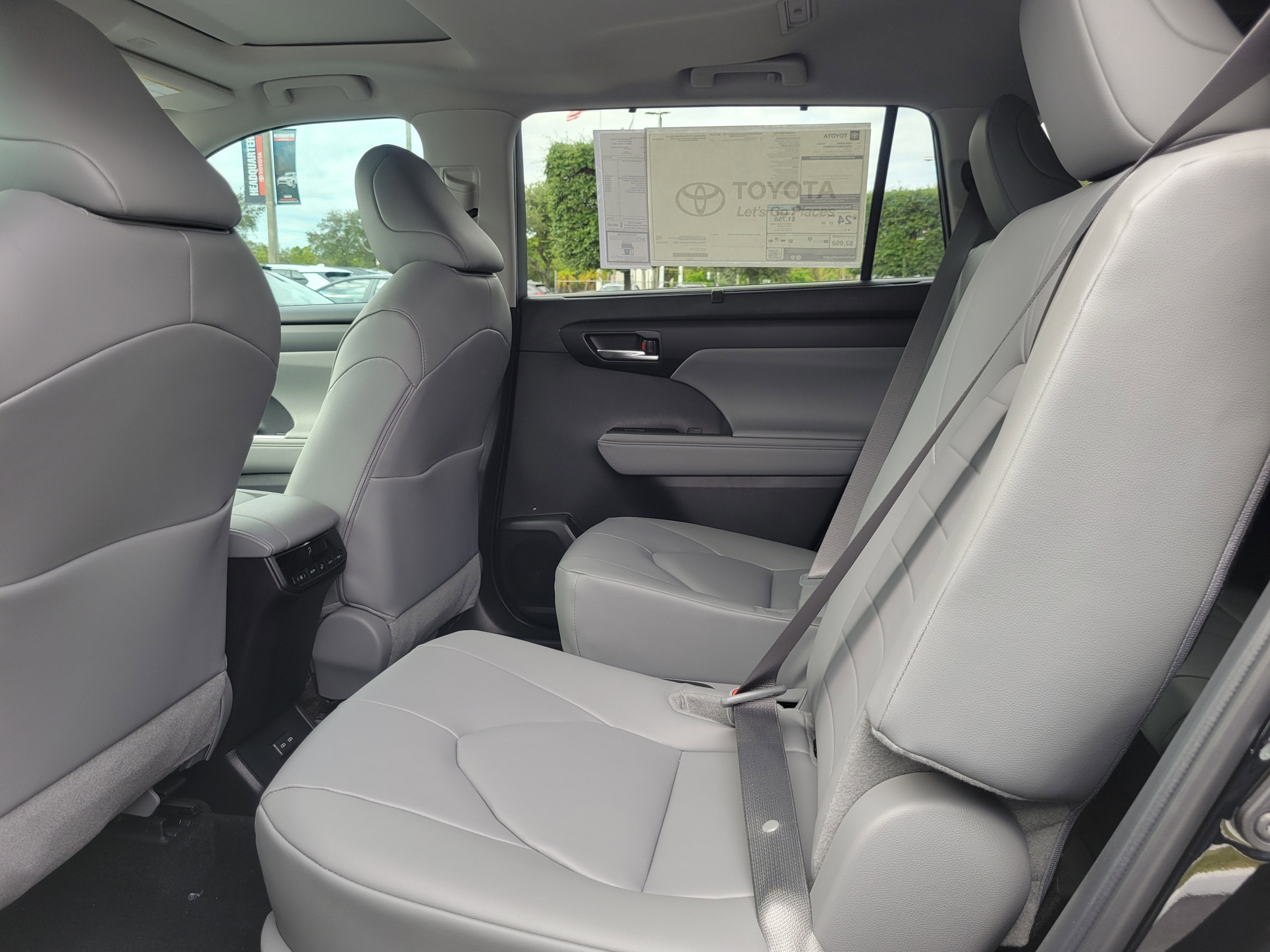 2026 Toyota Highlander Hybrid Hybrid XLE