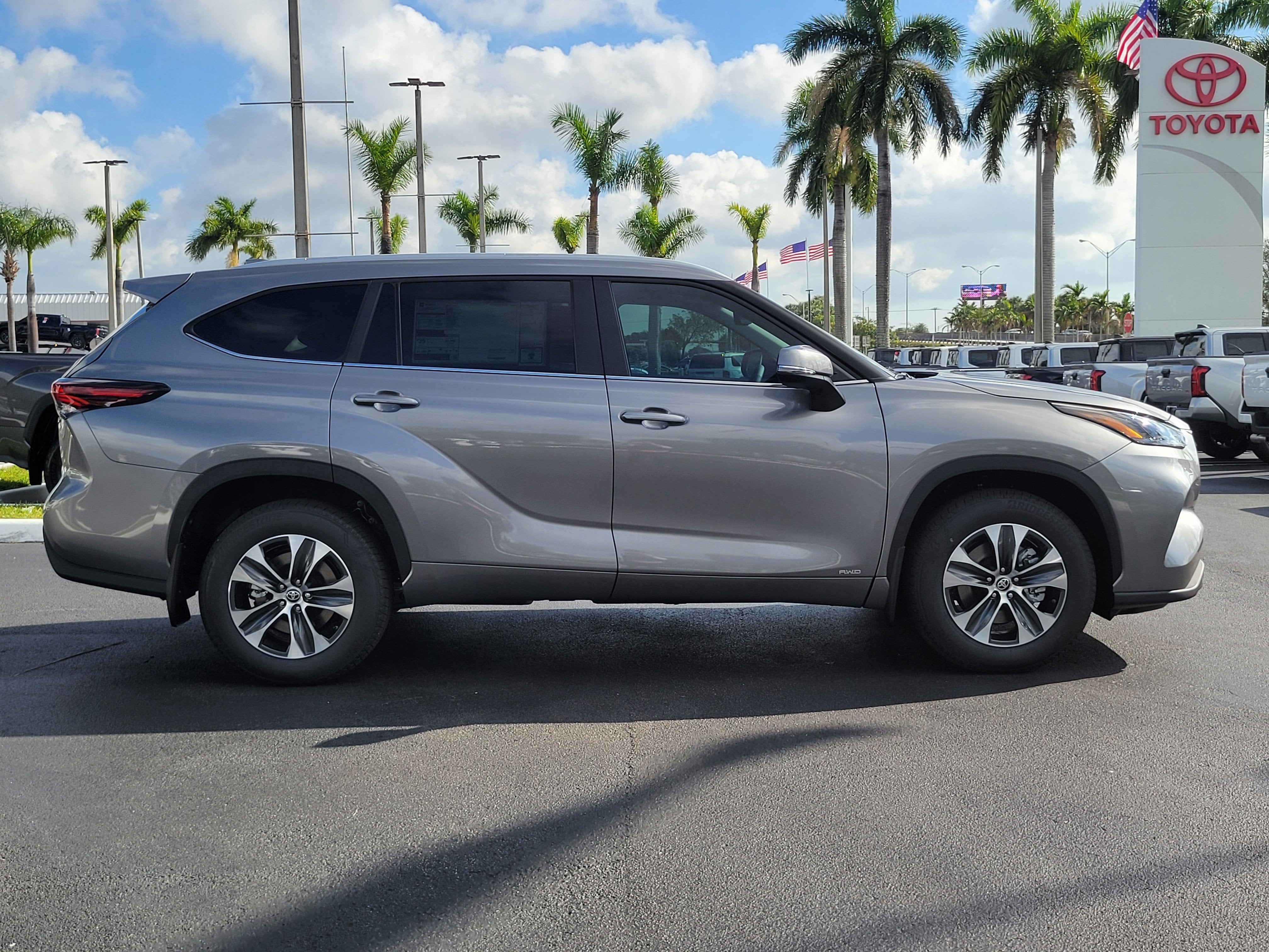 2026 Toyota Highlander XLE