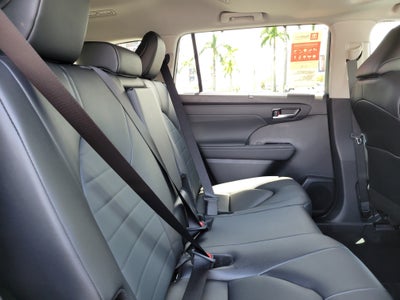 2026 Toyota Highlander XLE