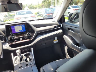 2026 Toyota Highlander XLE