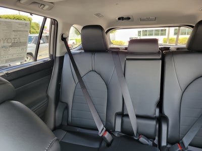 2026 Toyota Highlander XLE