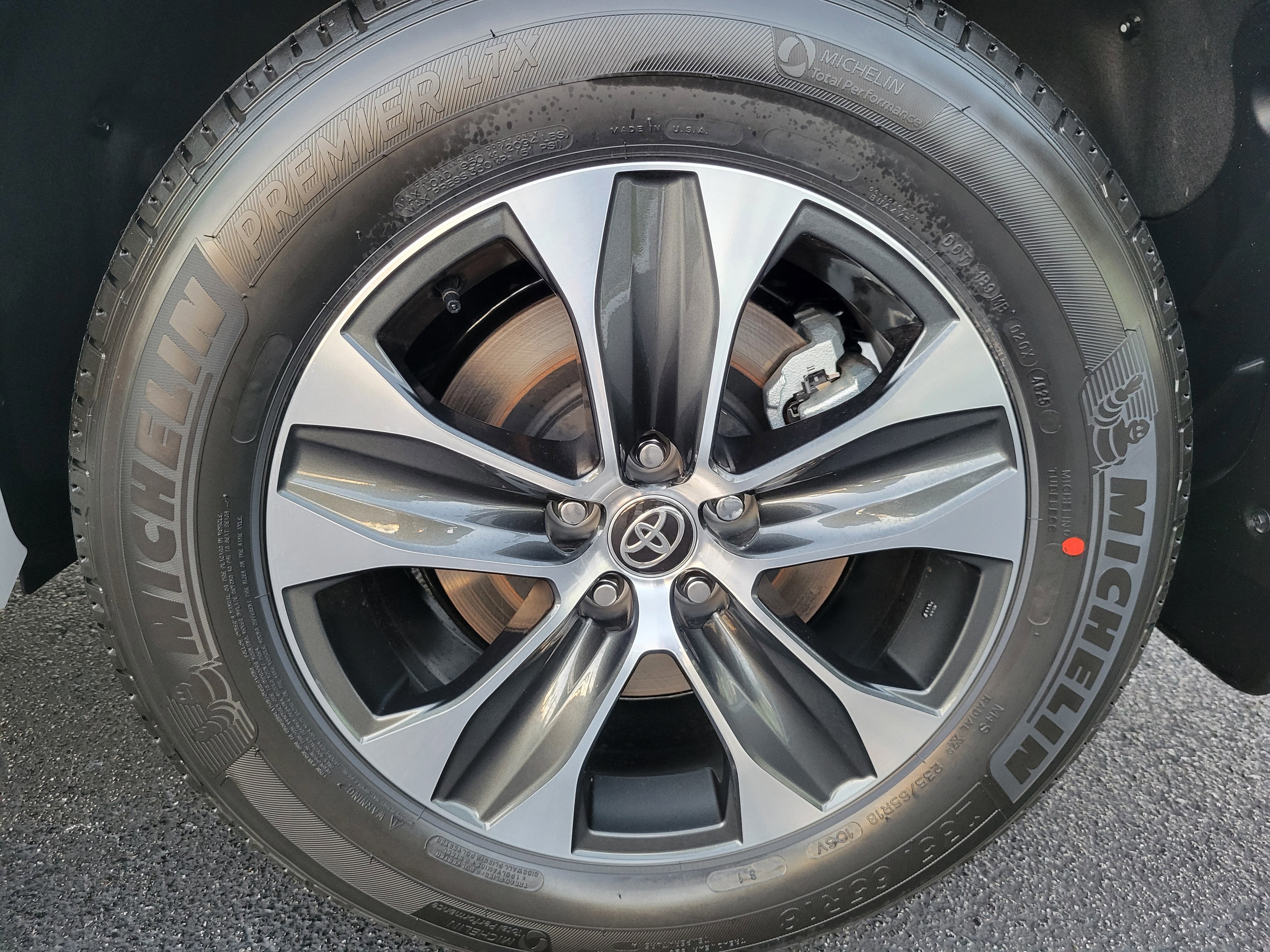 2026 Toyota Highlander XLE