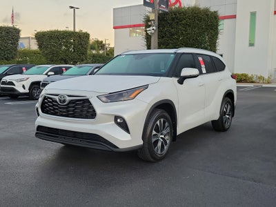 2026 Toyota Highlander XLE
