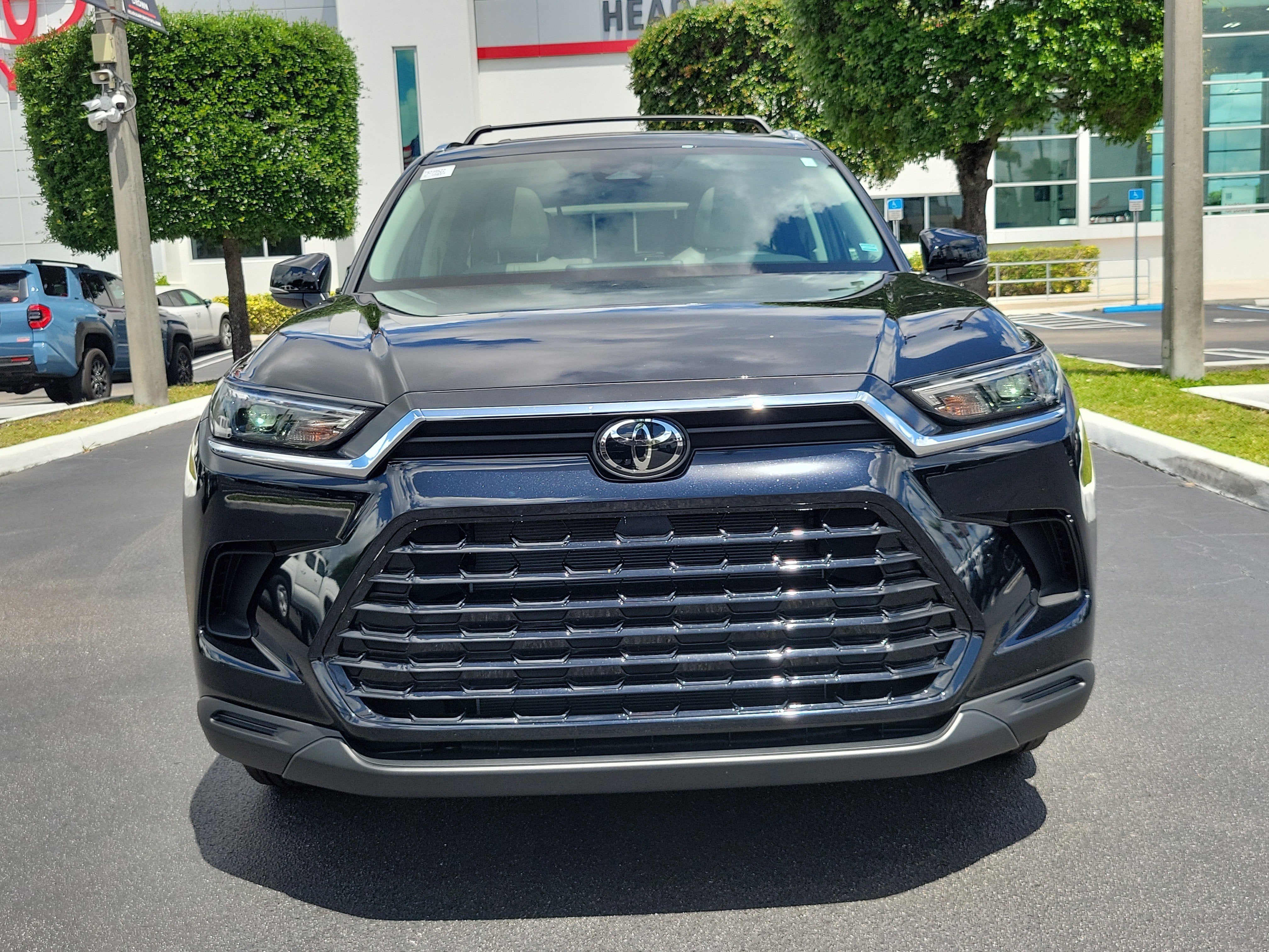 2026 Toyota Highlander Platinum