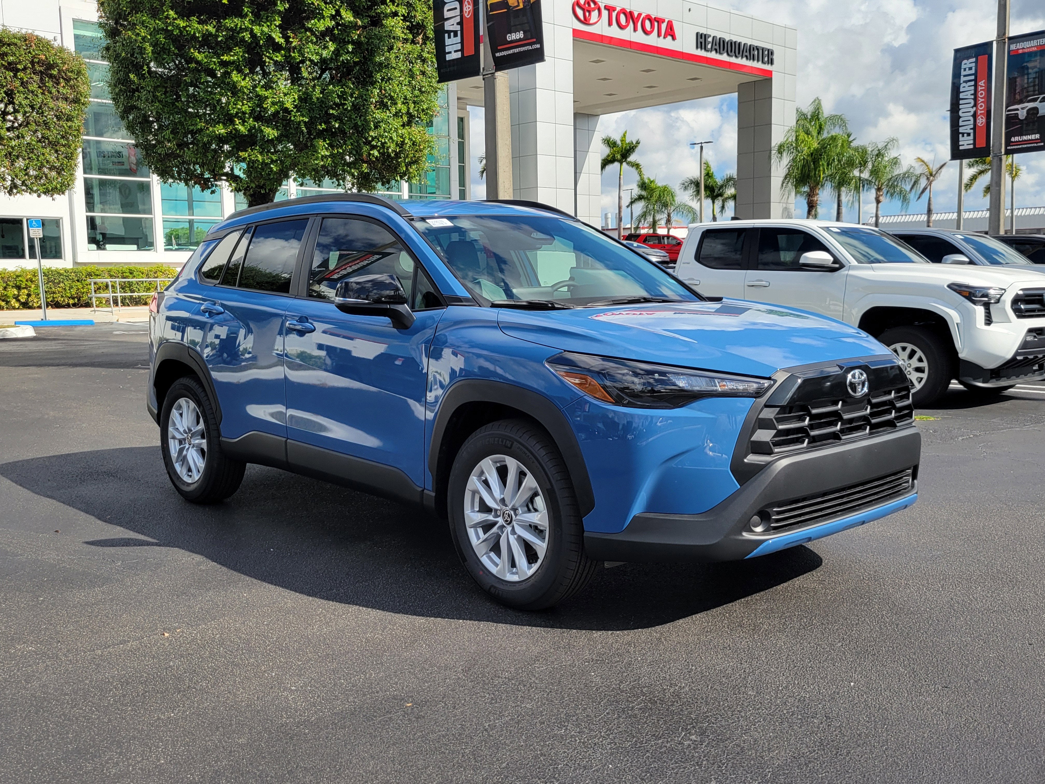 2026 Toyota Corolla Cross LE