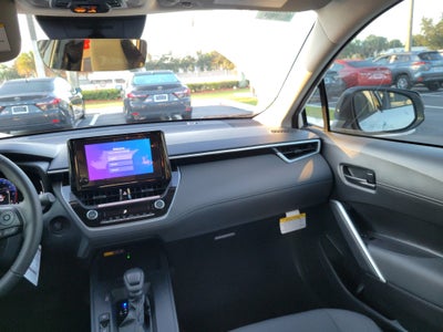 2026 Toyota Corolla Cross LE