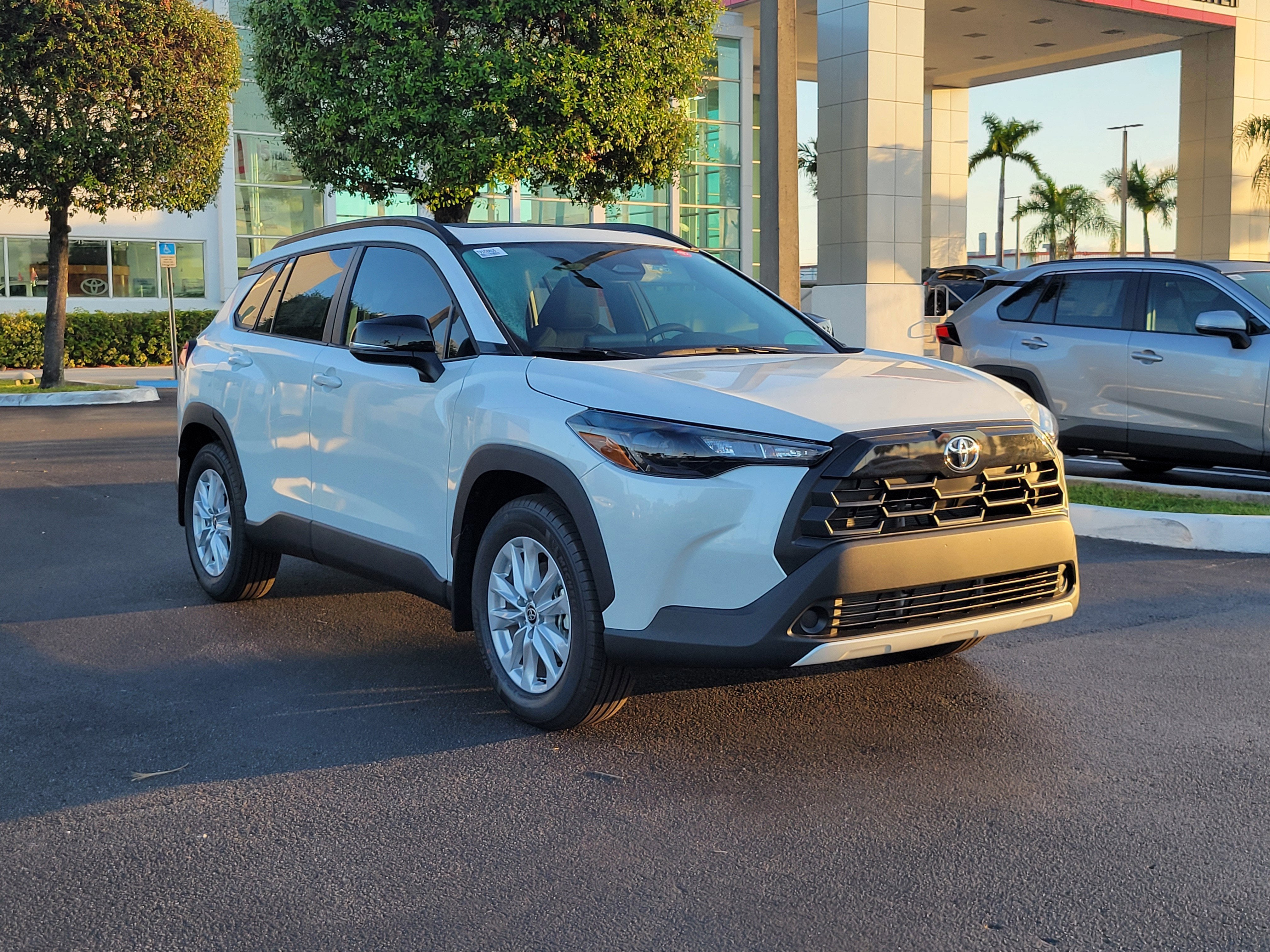 2026 Toyota Corolla Cross LE