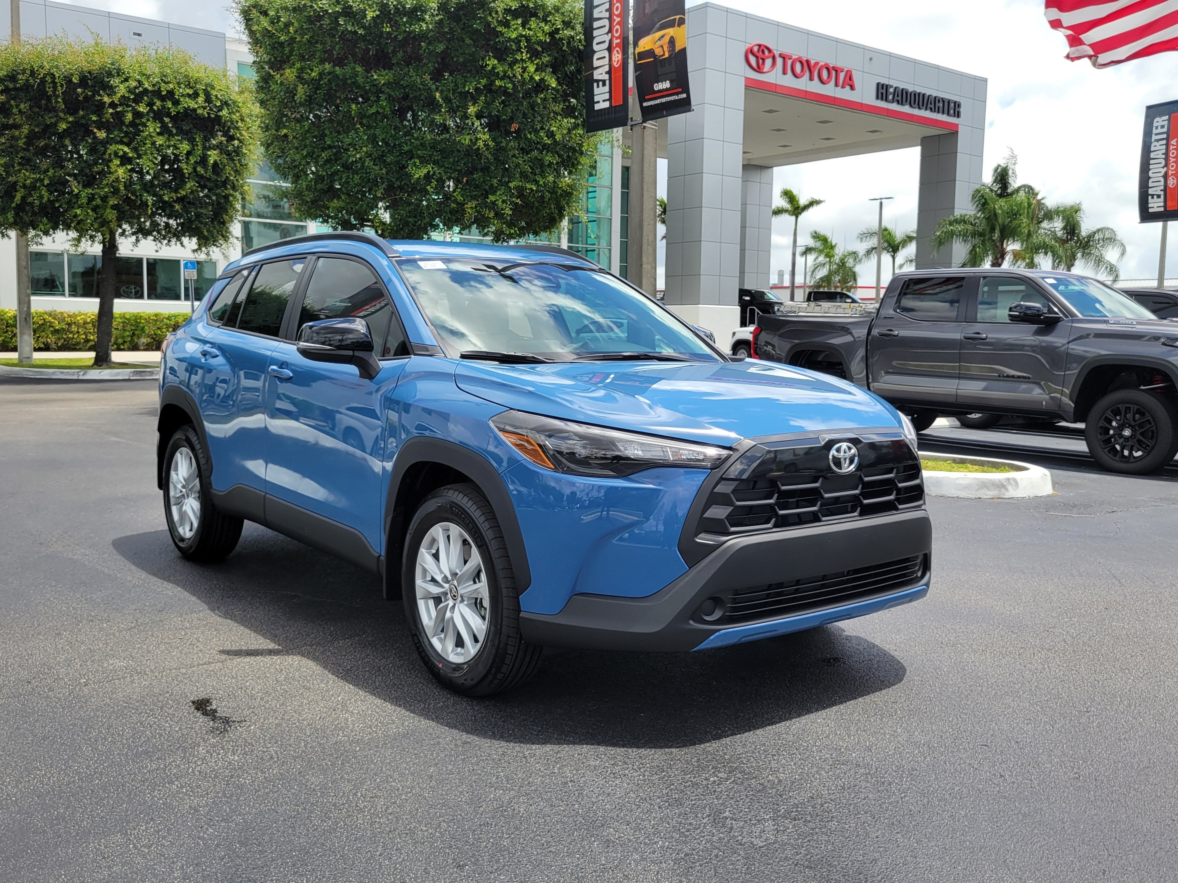 2026 Toyota Corolla Cross LE