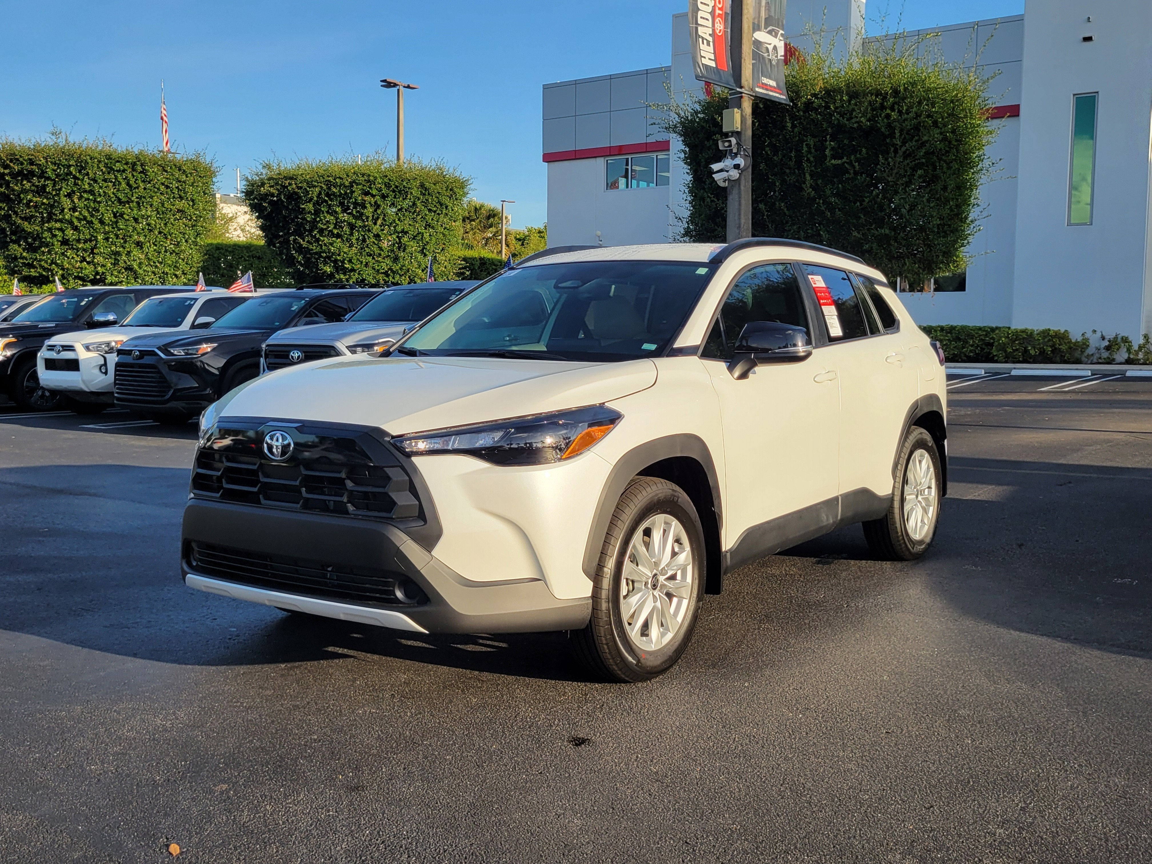 2026 Toyota Corolla Cross LE