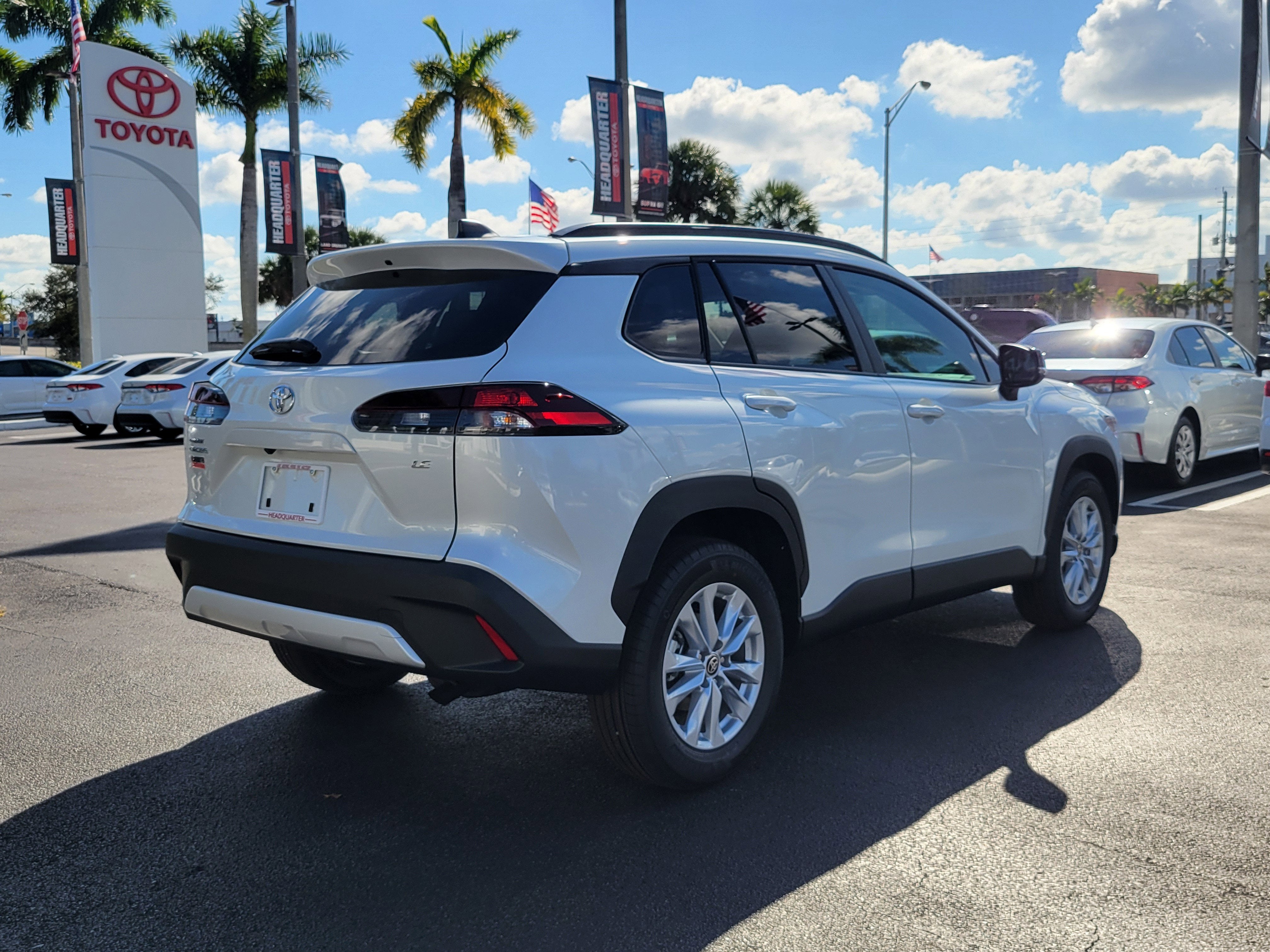 2026 Toyota Corolla Cross LE