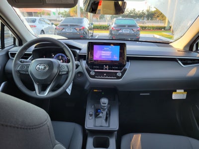 2026 Toyota Corolla Cross LE