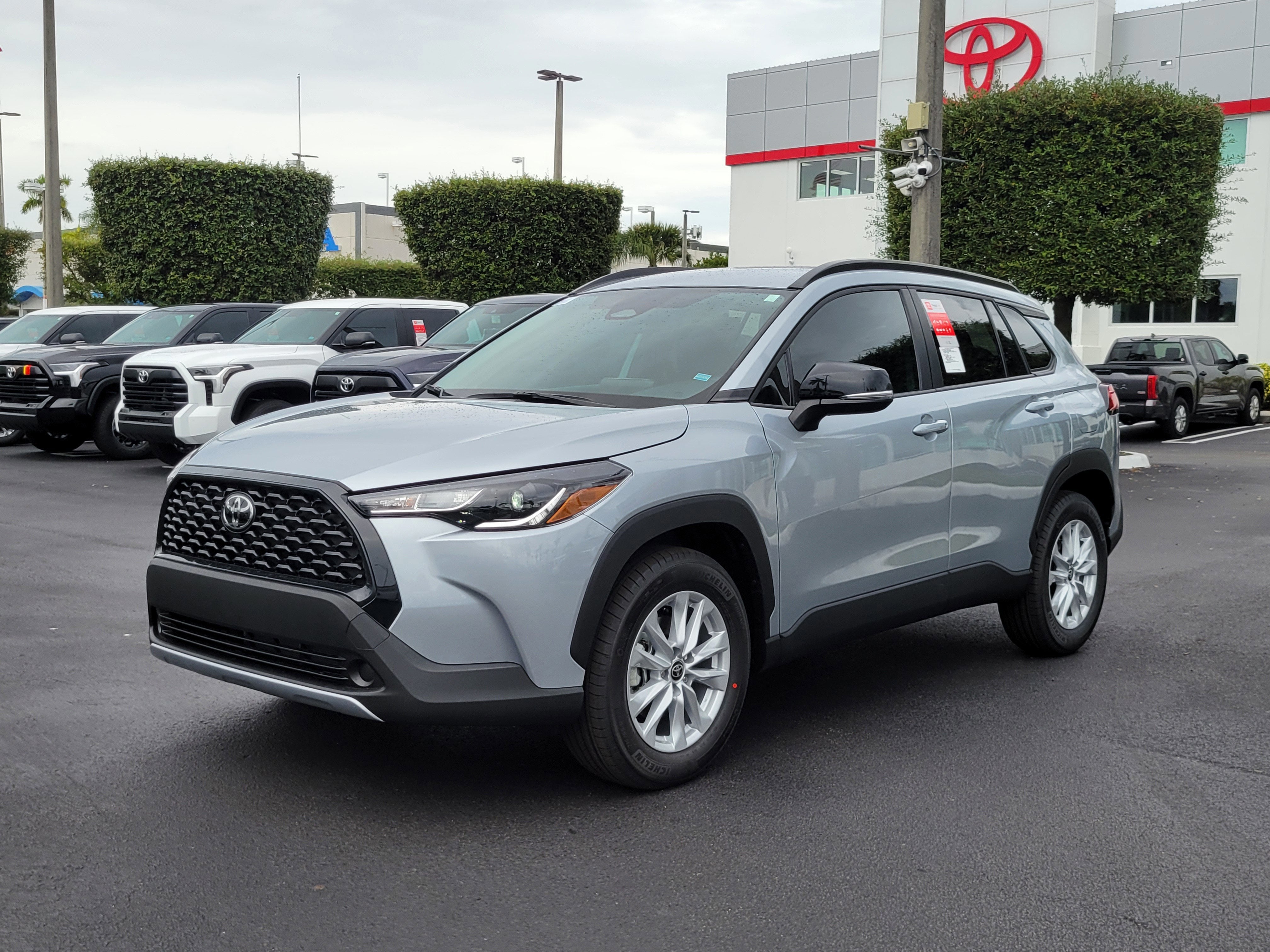 2026 Toyota Corolla Cross LE