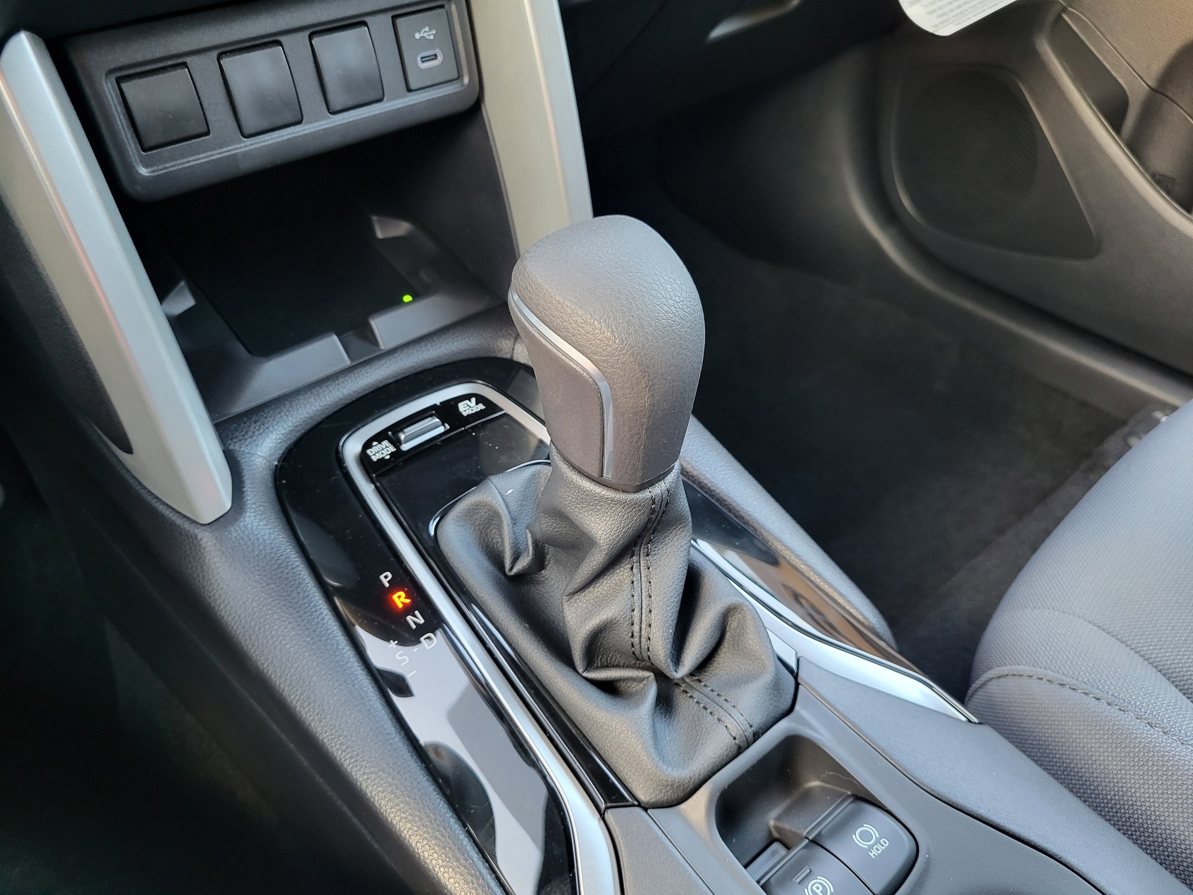 2026 Toyota Corolla Cross Hybrid Hybrid SE