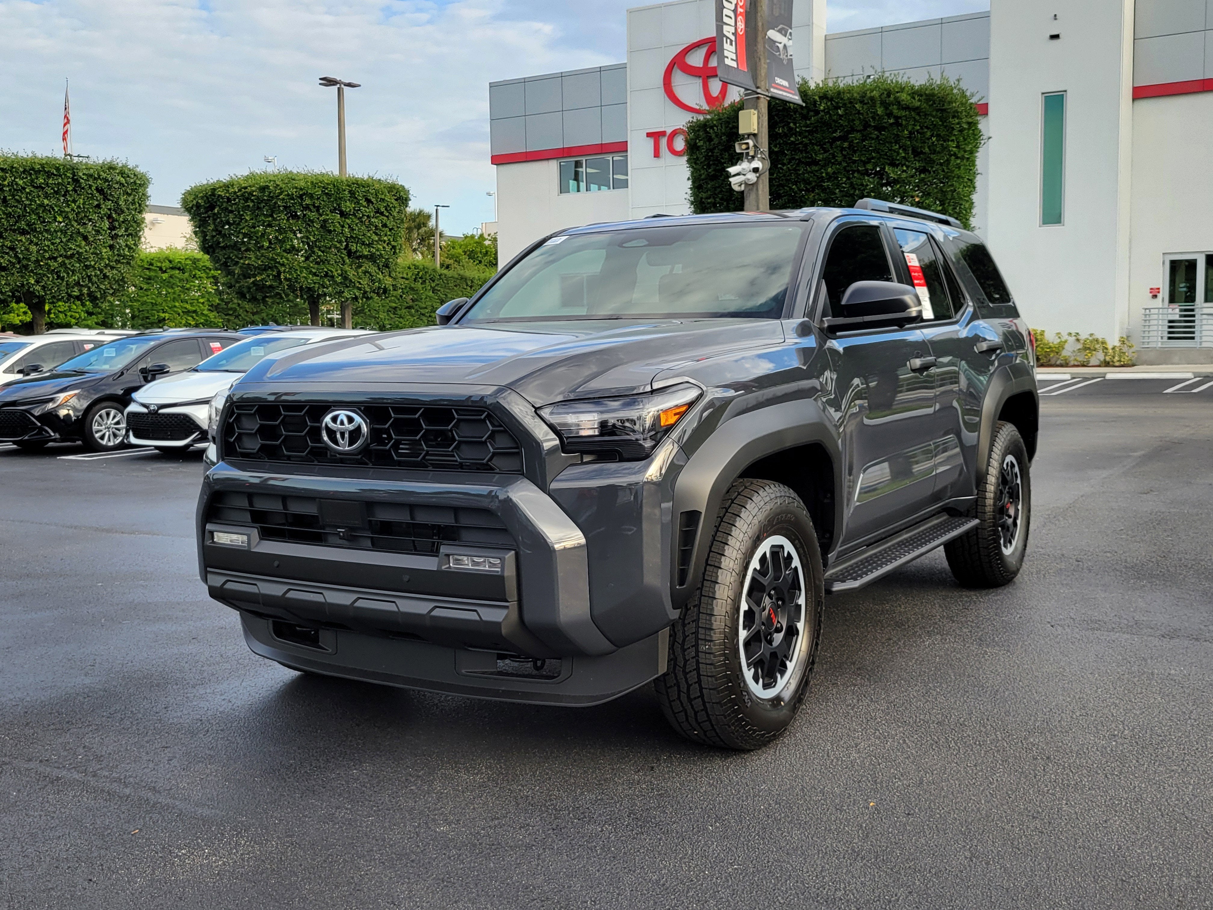 2026 Toyota 4Runner i-FORCE MAX TRD Off-Road Premium i-FORCE MAX