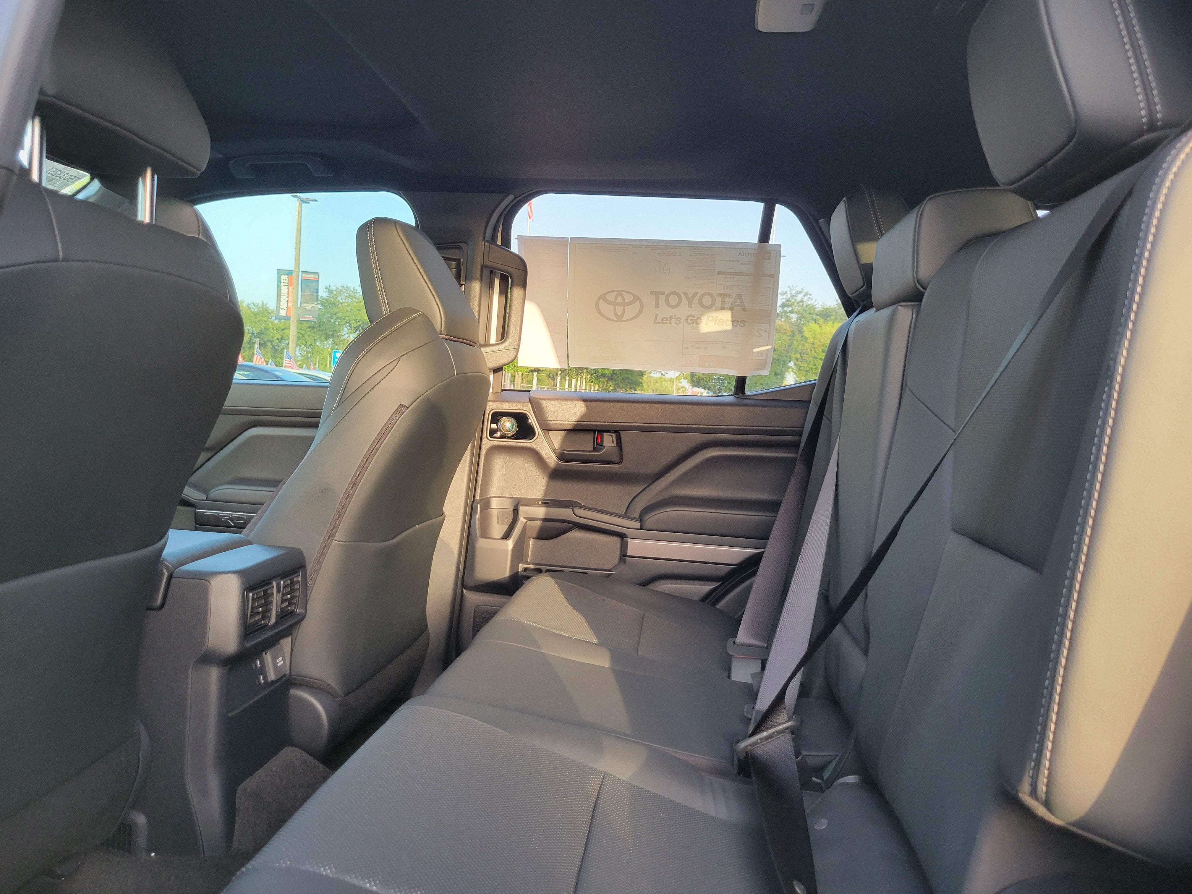 2026 Toyota 4Runner i-FORCE MAX TRD Off-Road Premium i-FORCE MAX