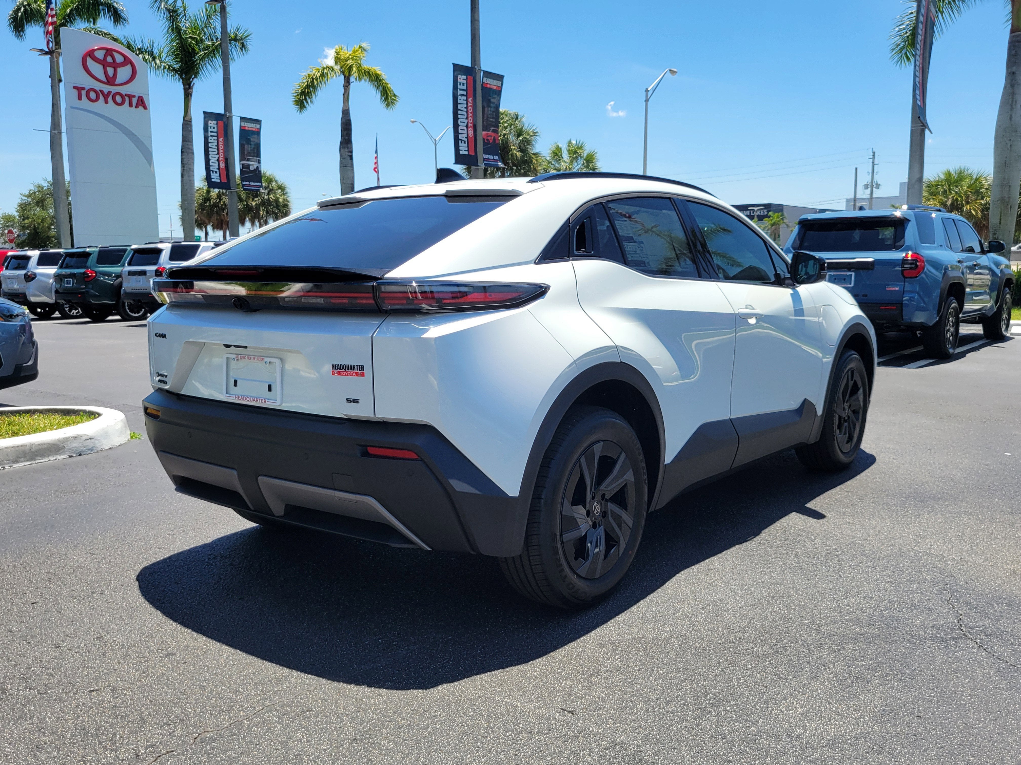 2026 Toyota C-HR SE