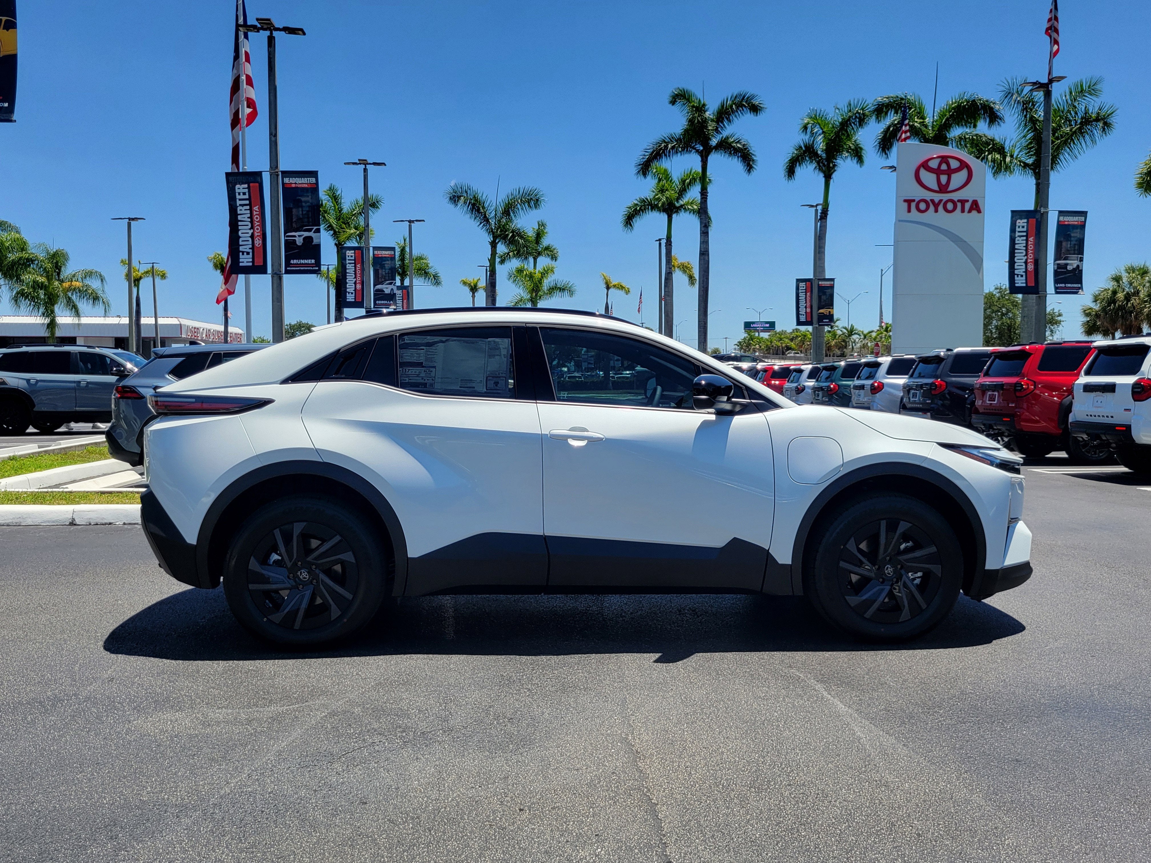 2026 Toyota C-HR SE