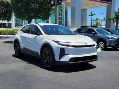 2026 Toyota C-HR SE