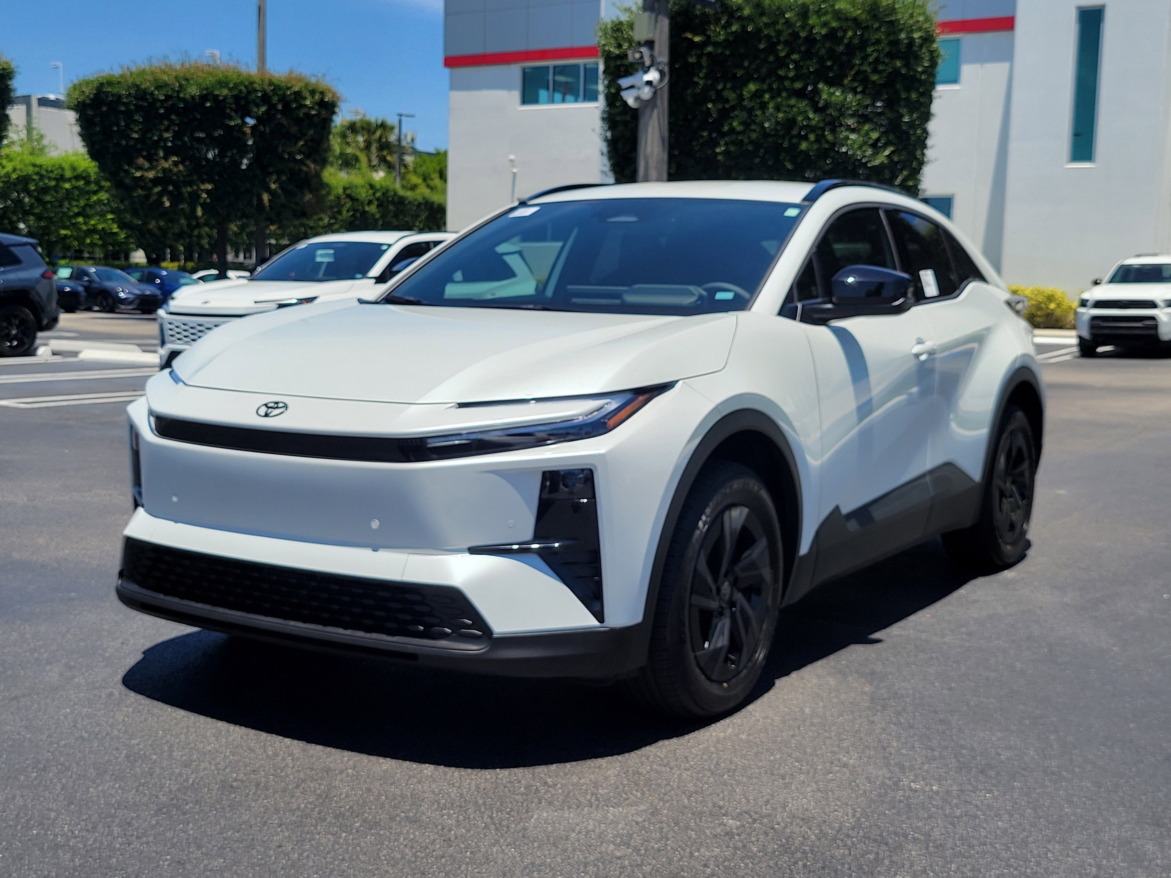 2026 Toyota C-HR SE