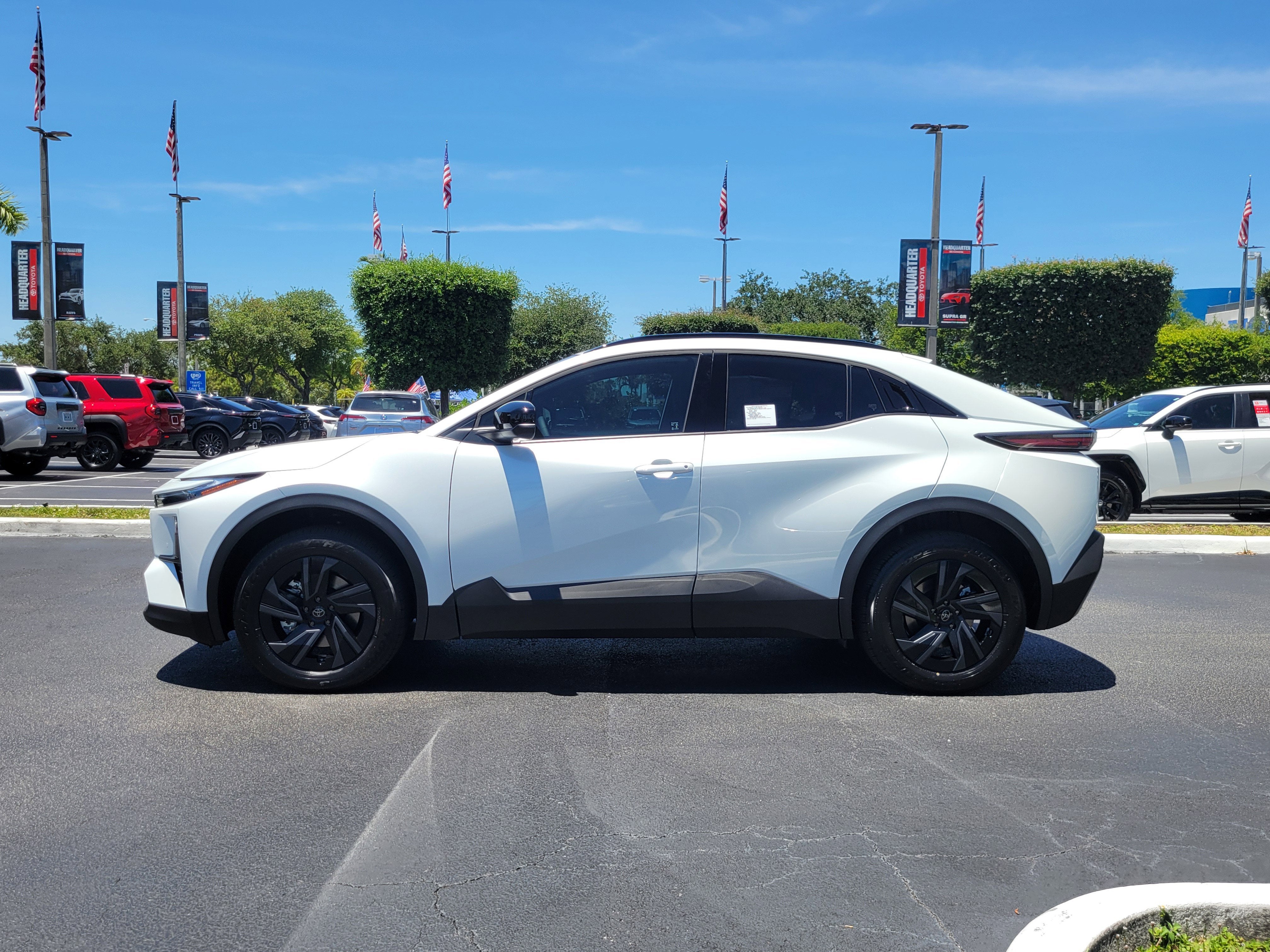 2026 Toyota C-HR SE