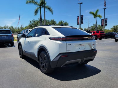2026 Toyota C-HR SE