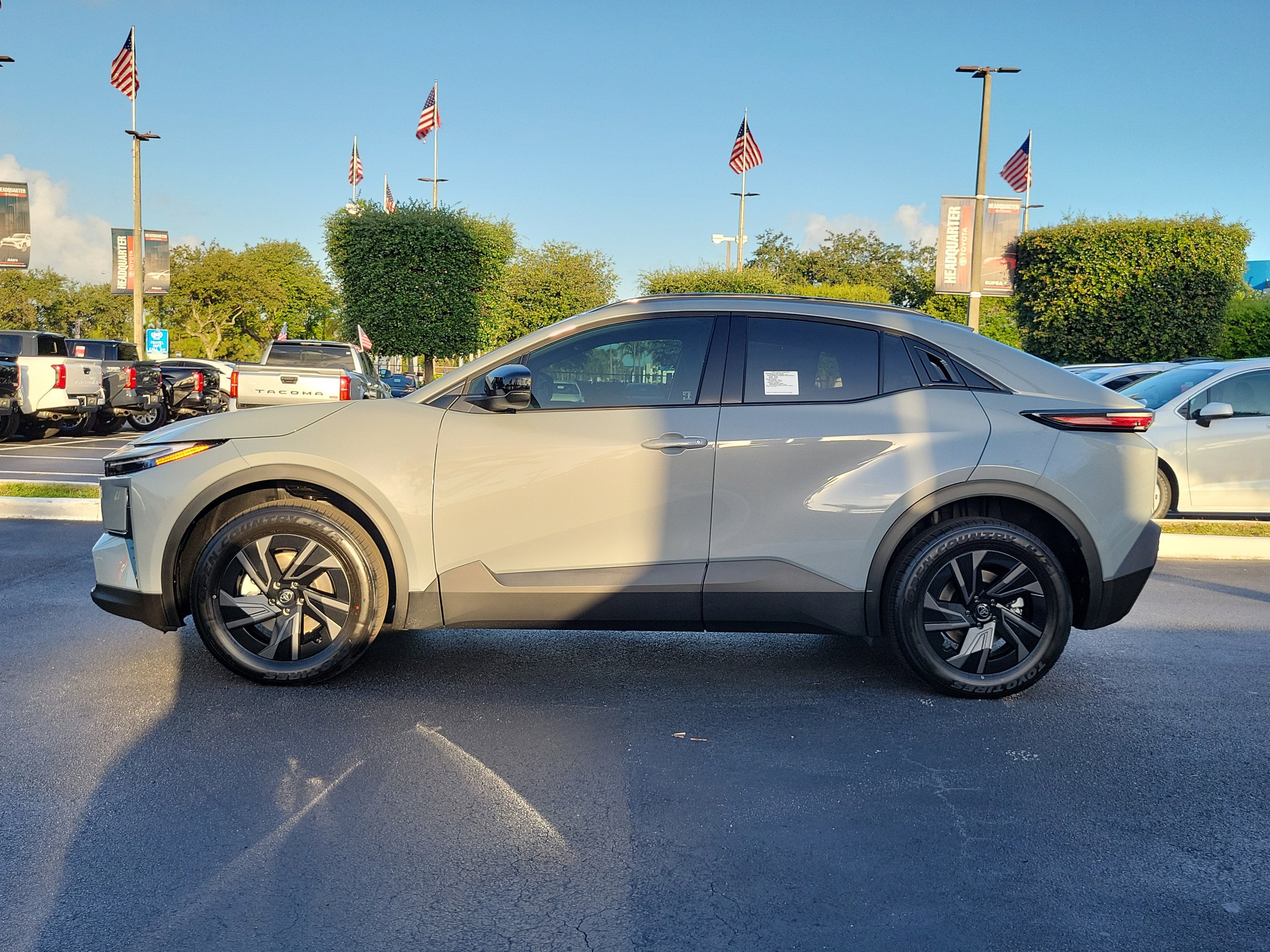 2026 Toyota C-HR SE
