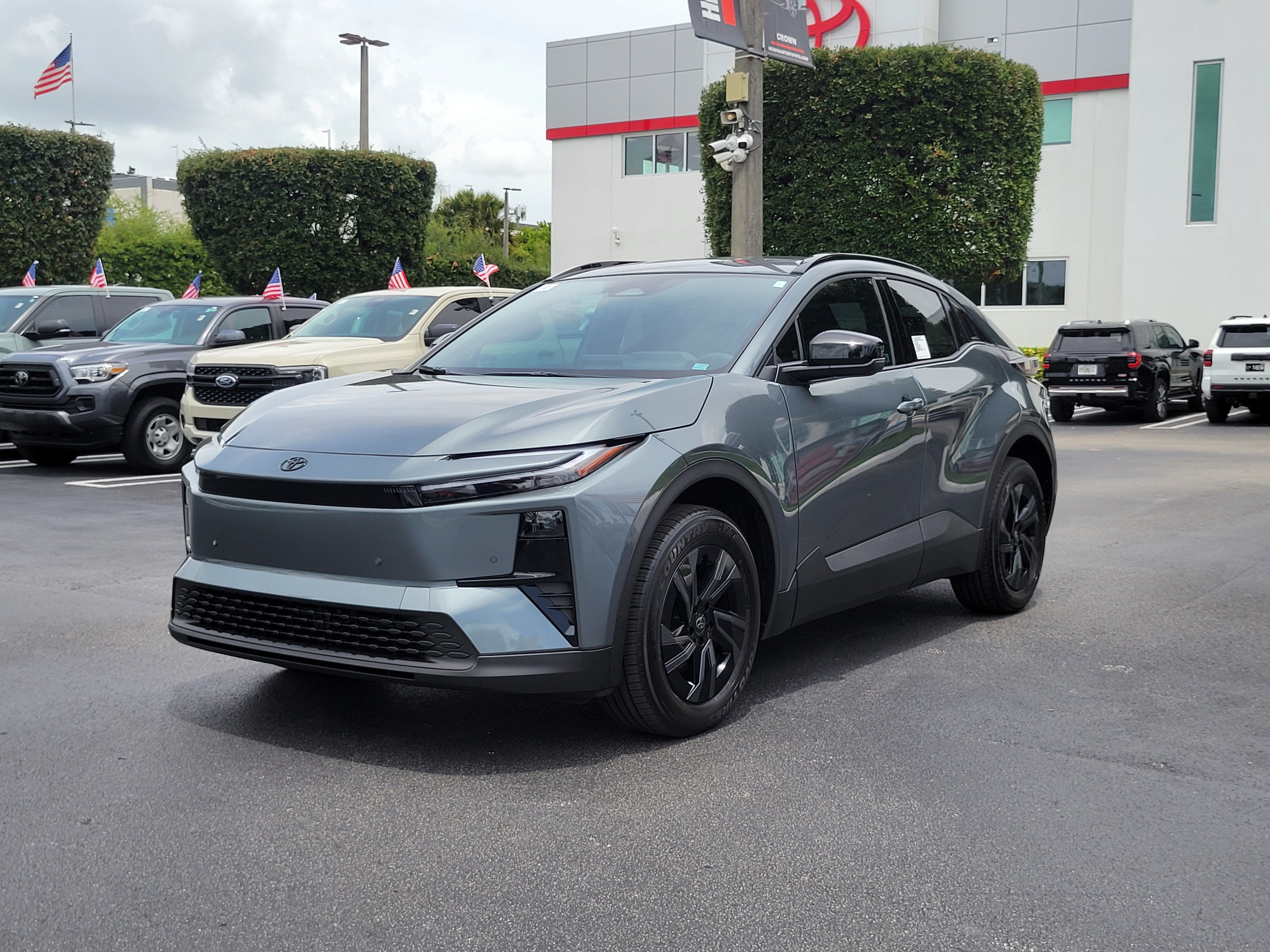 2026 Toyota C-HR SE