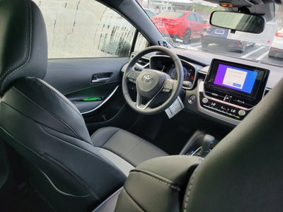 2025 Toyota Corolla Hatchback XSE