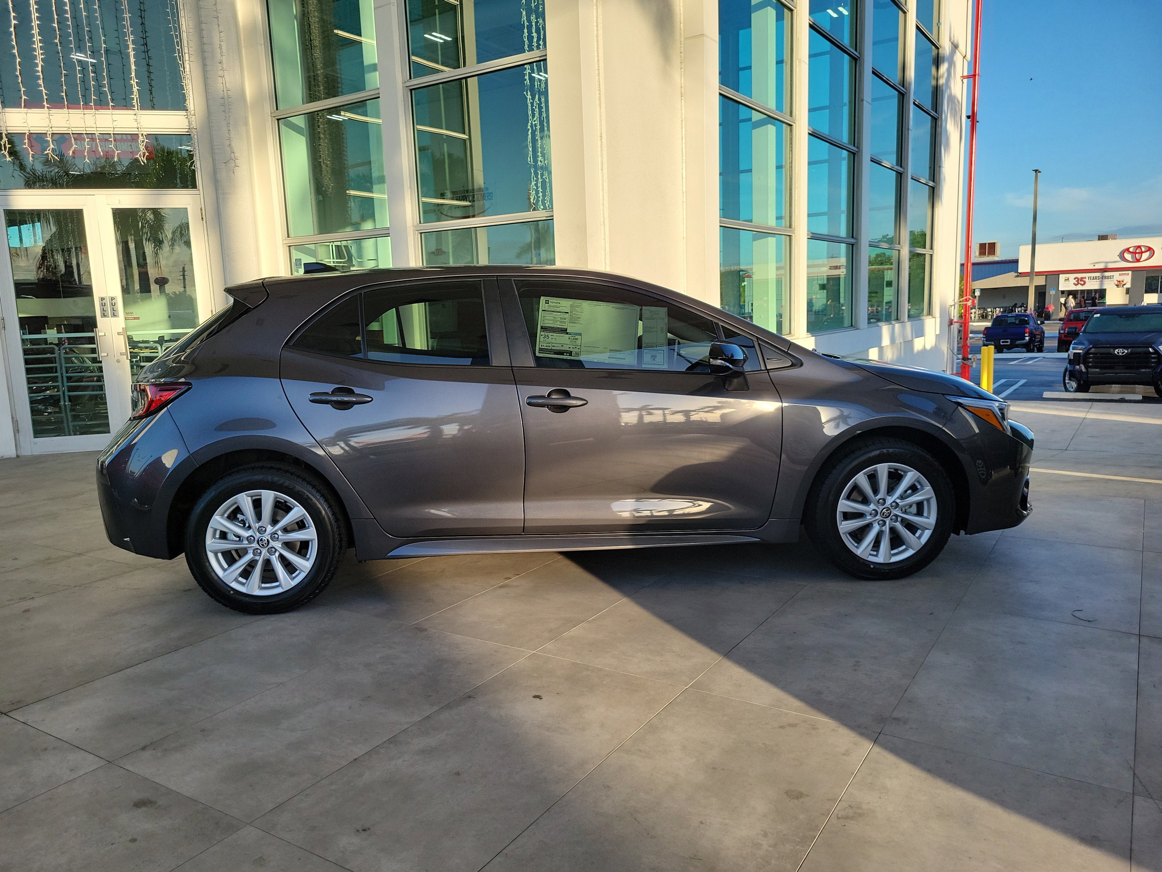 2026 Toyota Corolla Hatchback SE