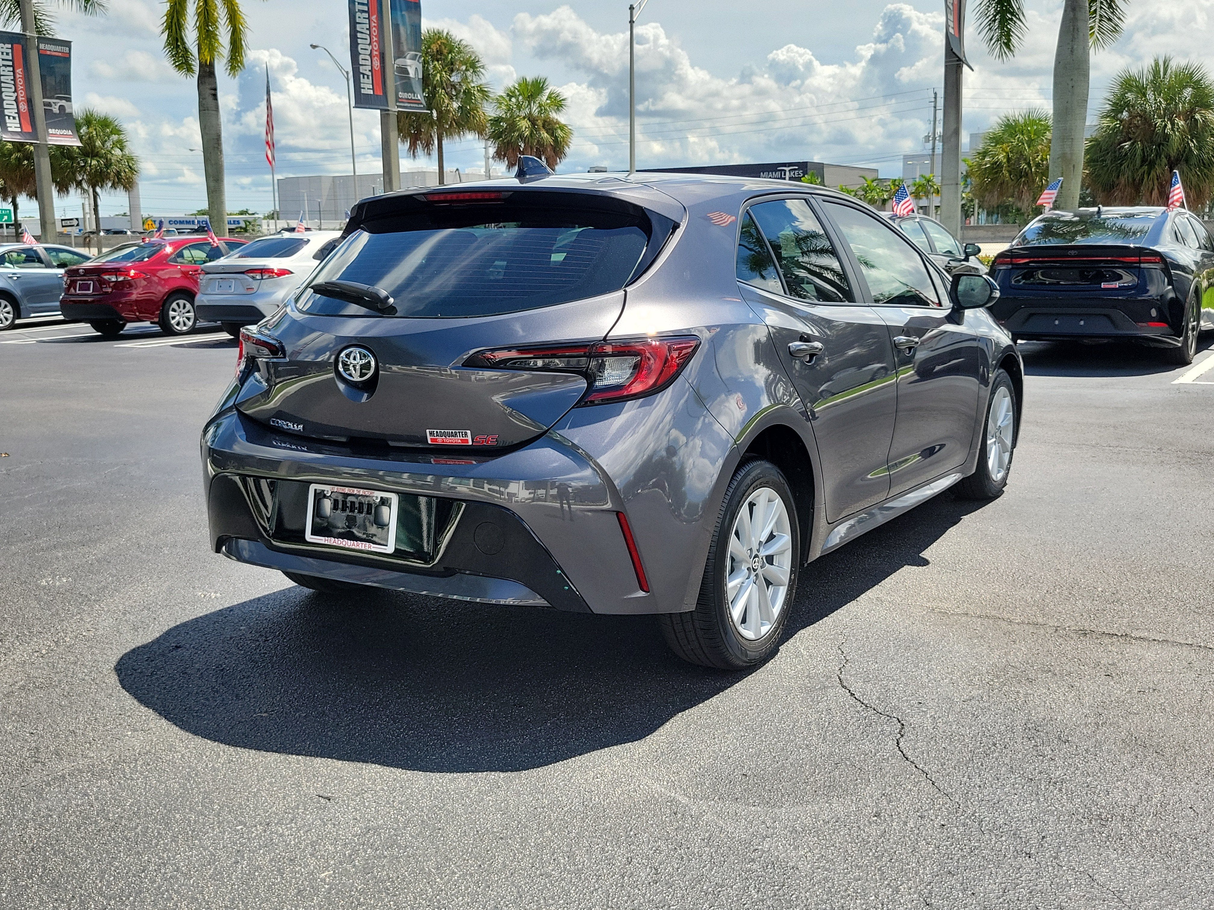 2027 Toyota Corolla Hatchback SE