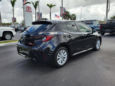 2026 Toyota Corolla Hatchback SE