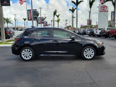 2026 Toyota Corolla Hatchback SE