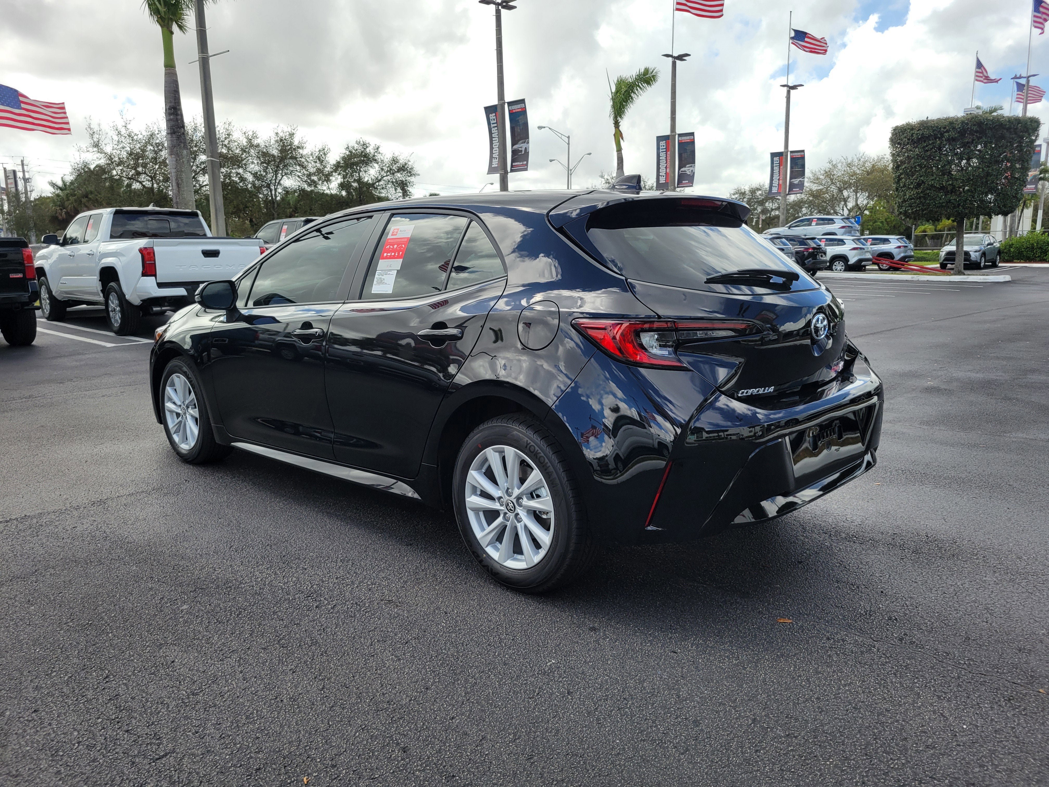 2026 Toyota Corolla Hatchback SE