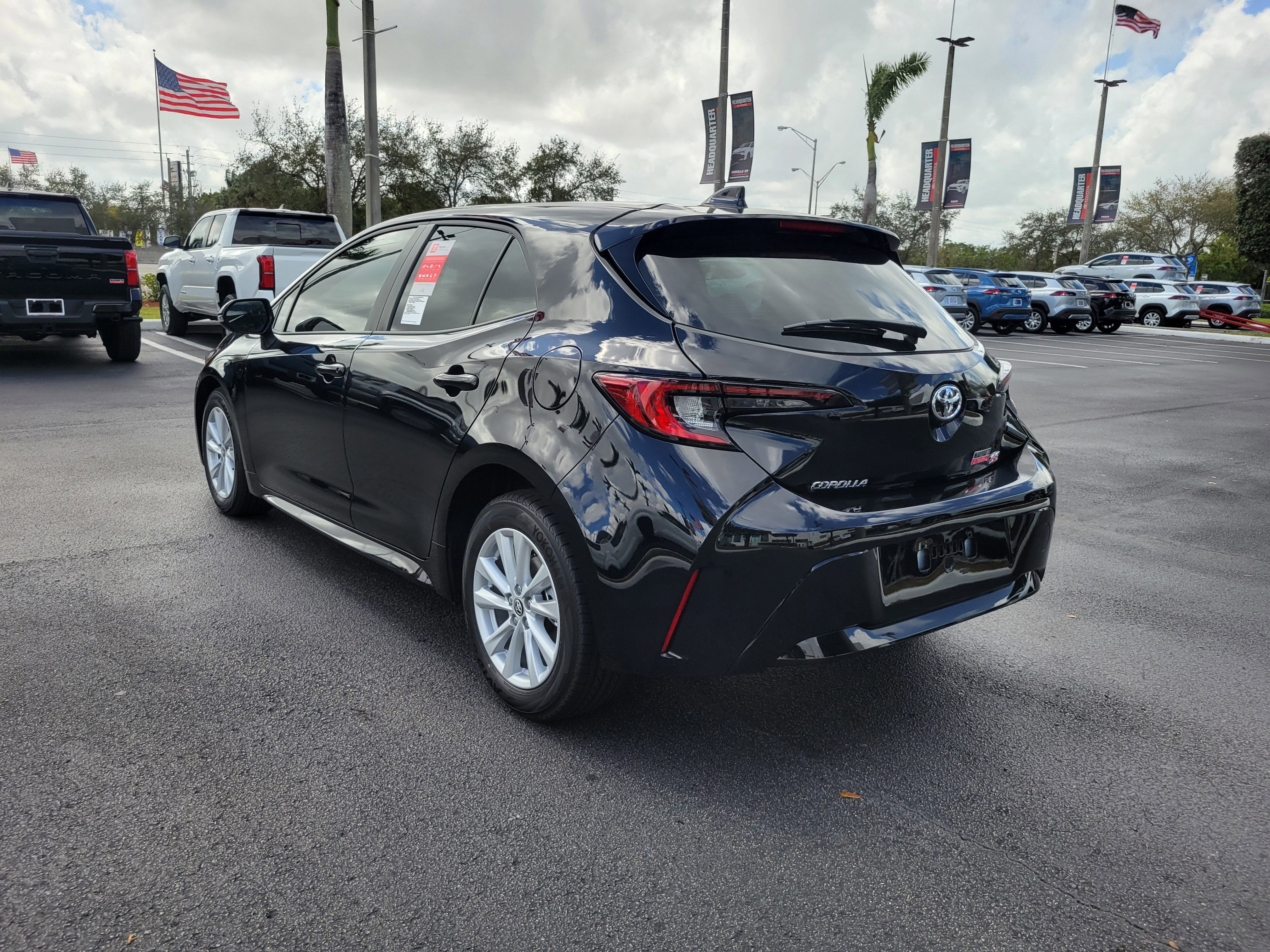 2026 Toyota Corolla Hatchback SE