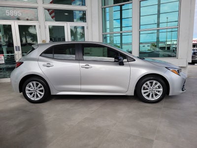 2026 Toyota Corolla Hatchback SE