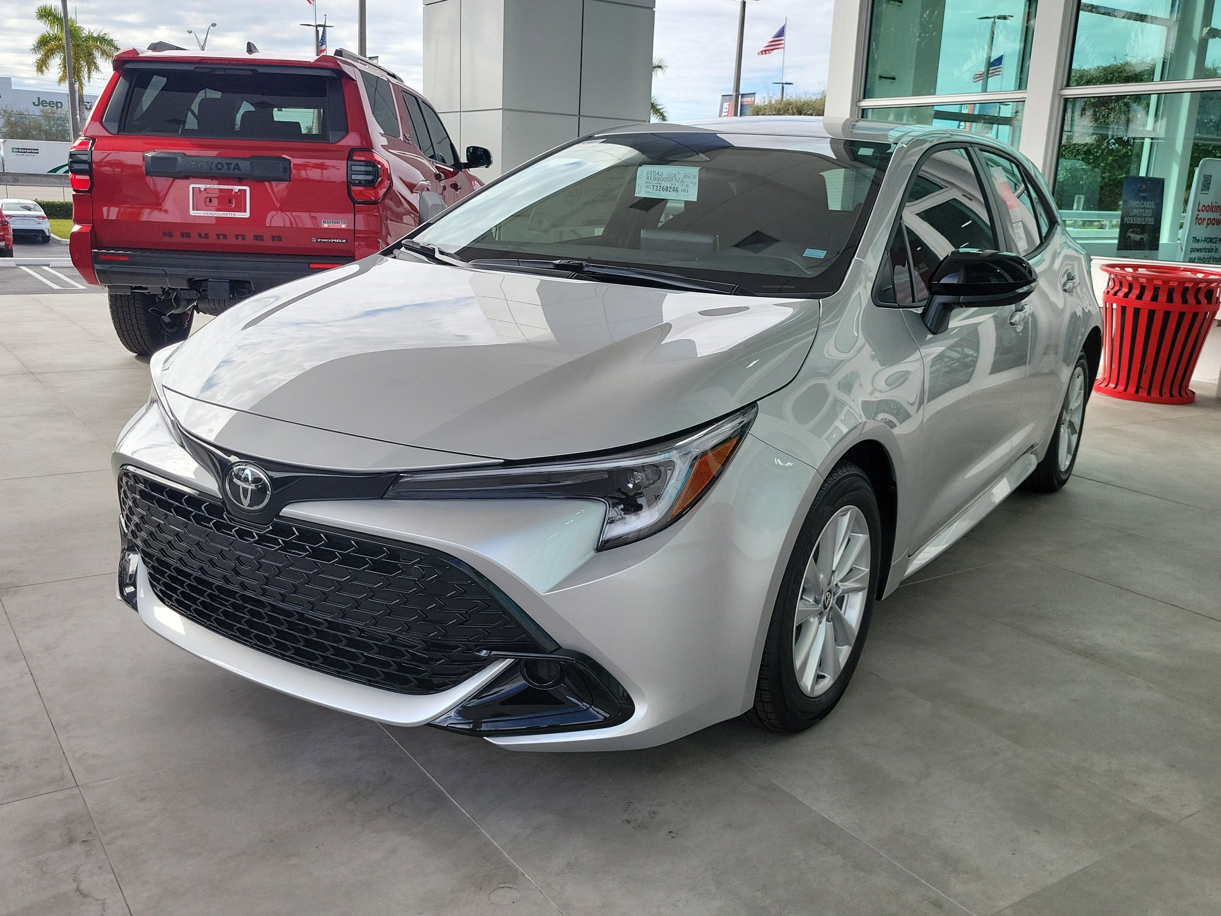 2026 Toyota Corolla Hatchback SE