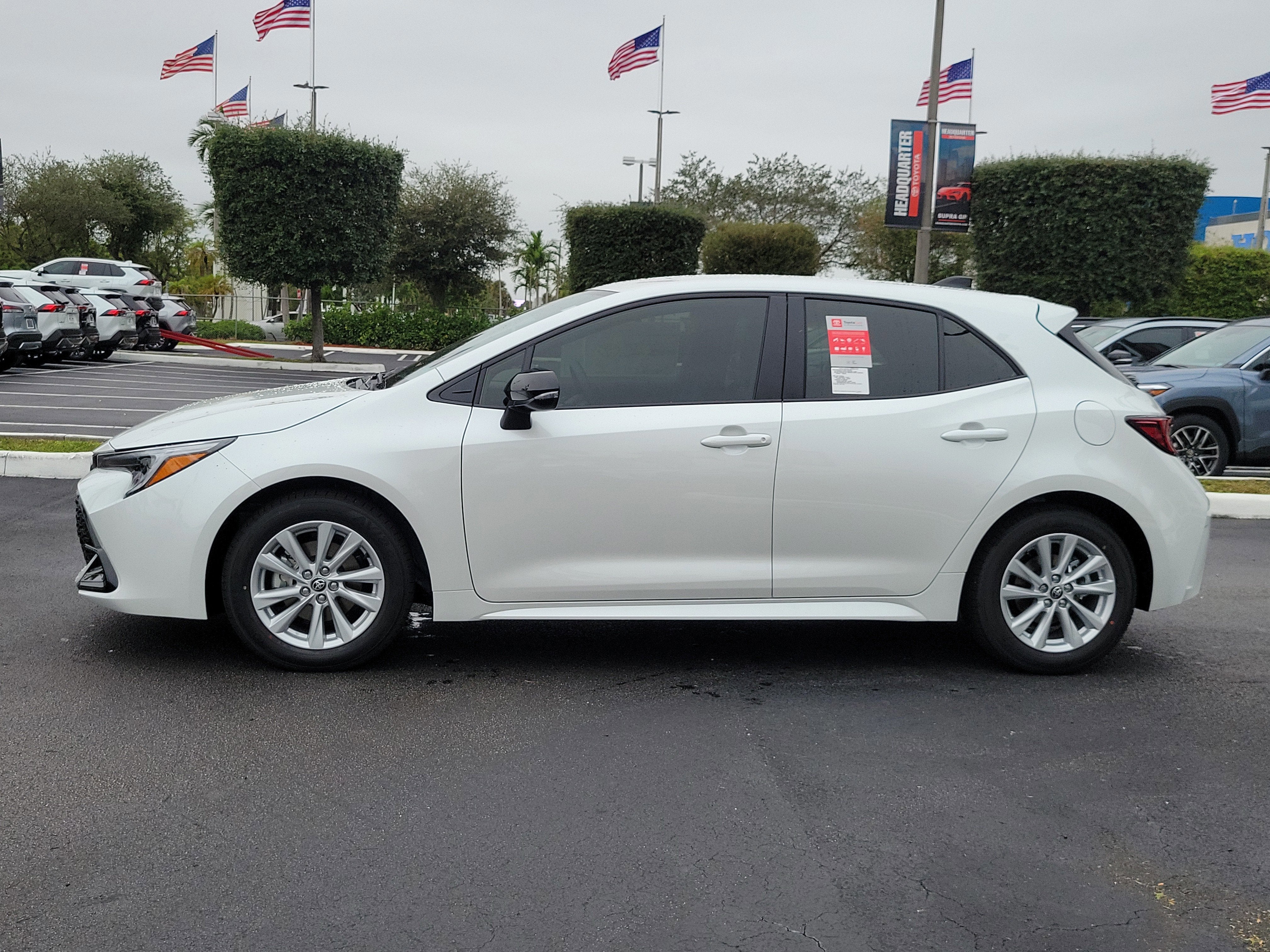 2026 Toyota Corolla Hatchback SE