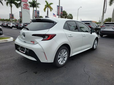 2026 Toyota Corolla Hatchback SE