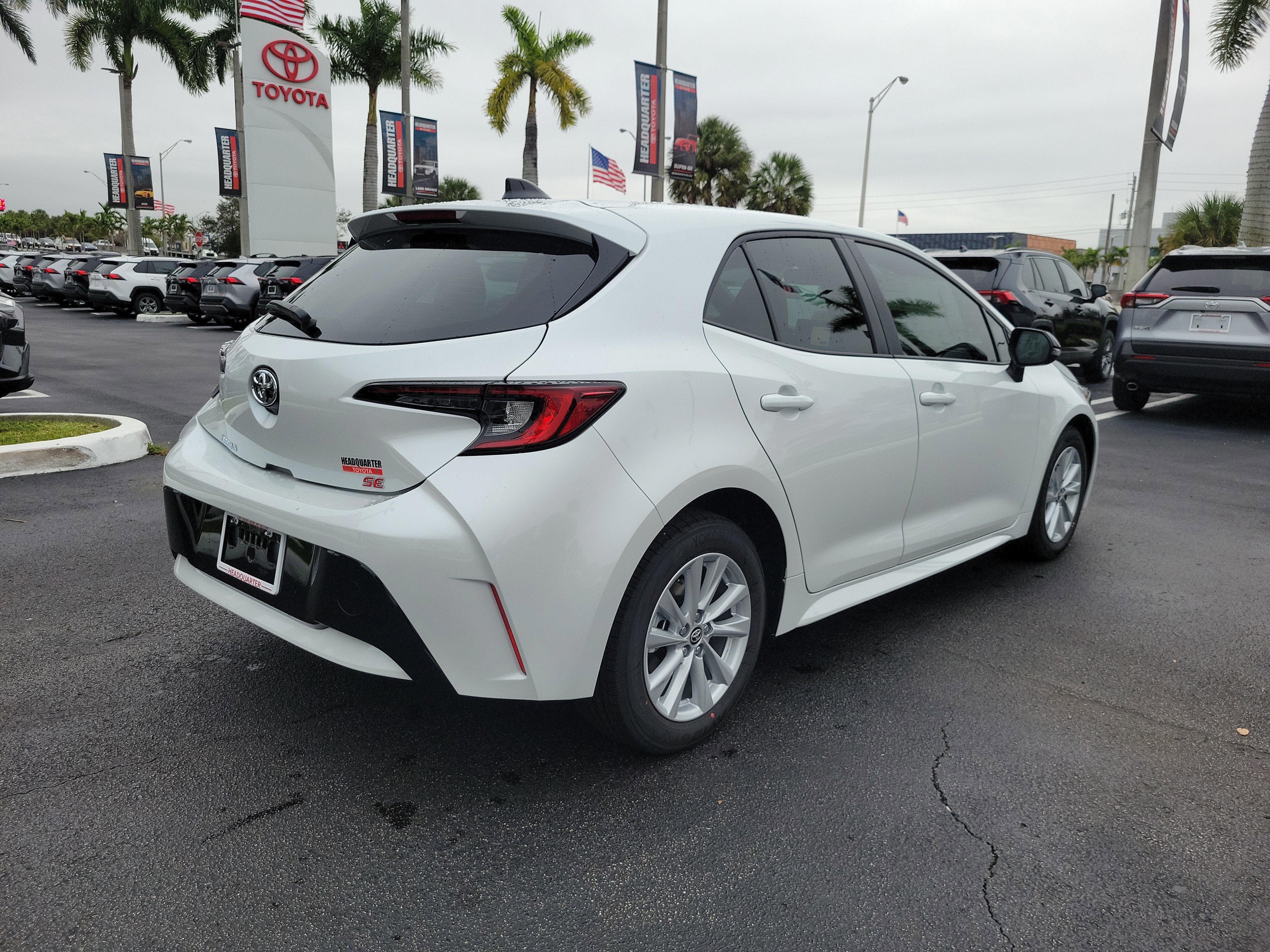 2026 Toyota Corolla Hatchback SE