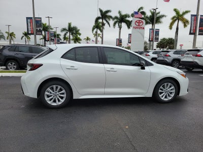 2026 Toyota Corolla Hatchback SE