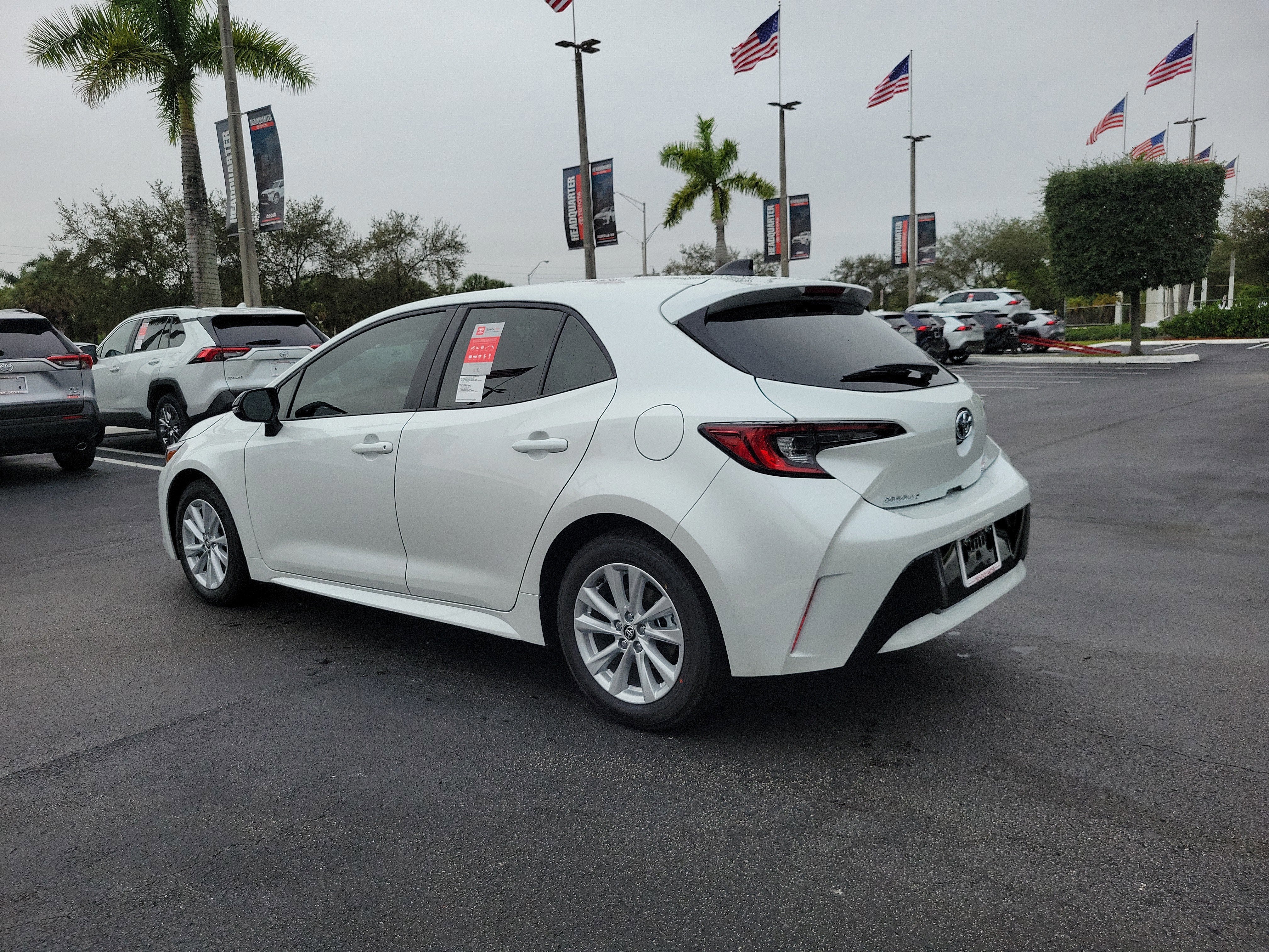 2026 Toyota Corolla Hatchback SE