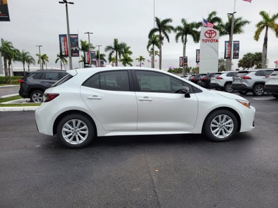 2026 Toyota Corolla Hatchback SE