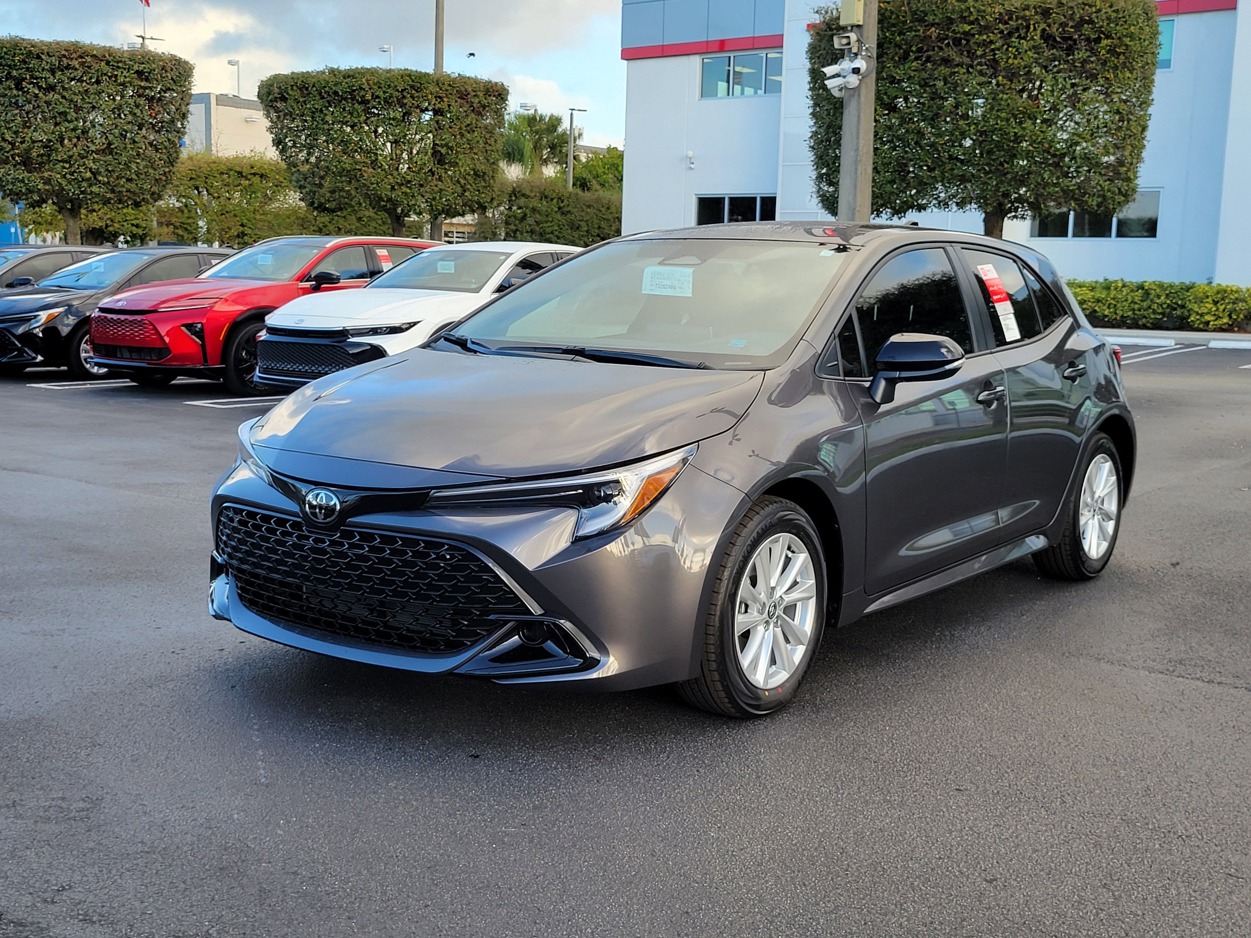 2026 Toyota Corolla Hatchback SE